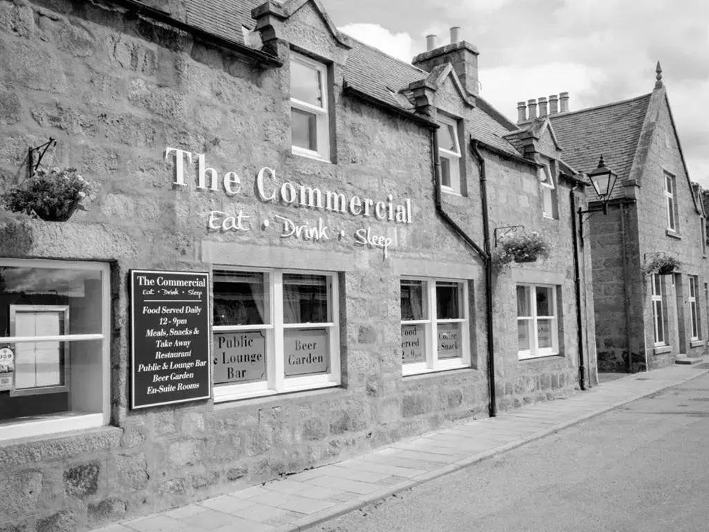 The Commercial Hotel The Commercial Hotel