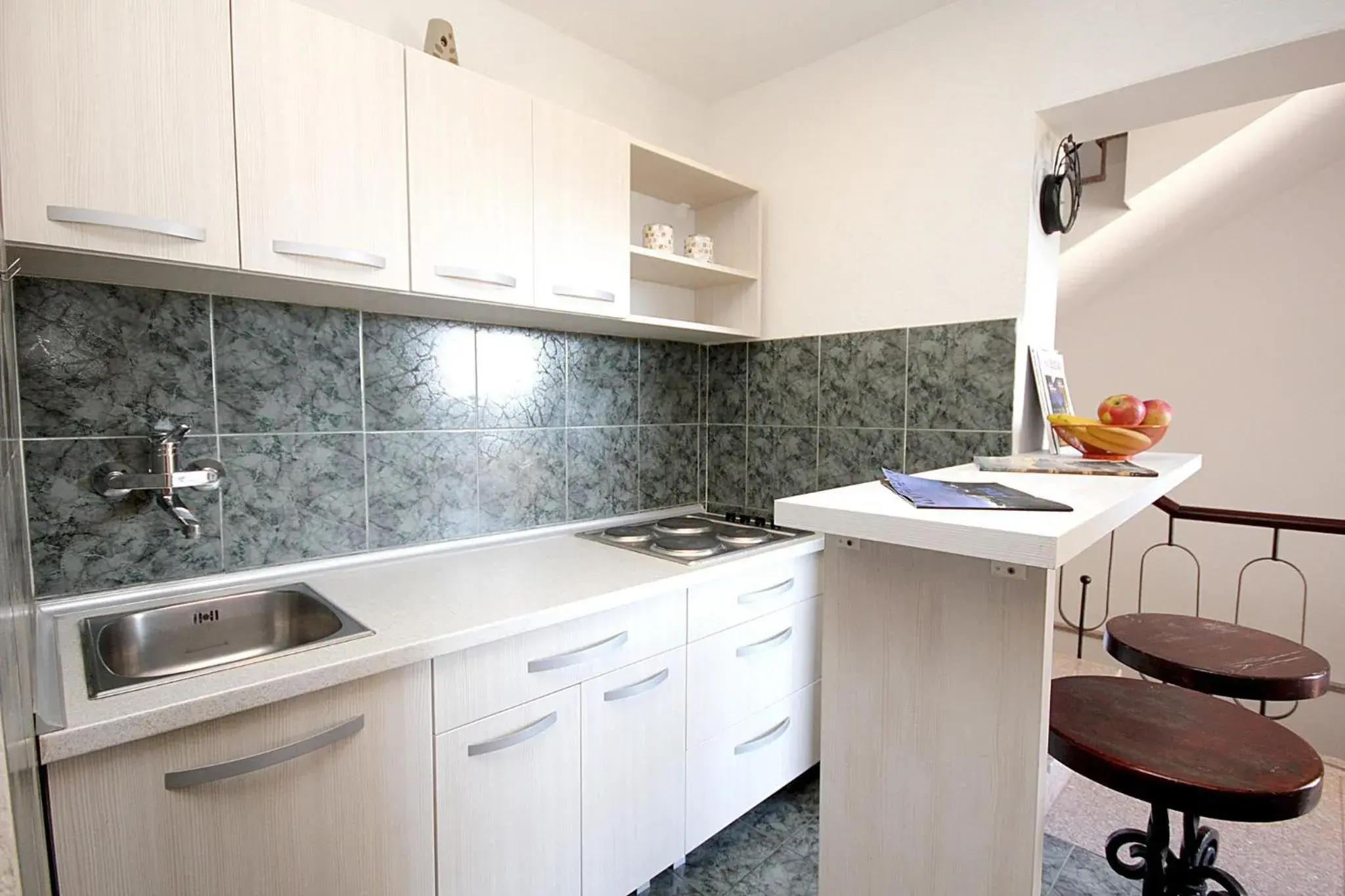 Double Room with Balcony and Sea View in Apartments Ardura Double Room with Balcony and Sea View in Apartments Ardura