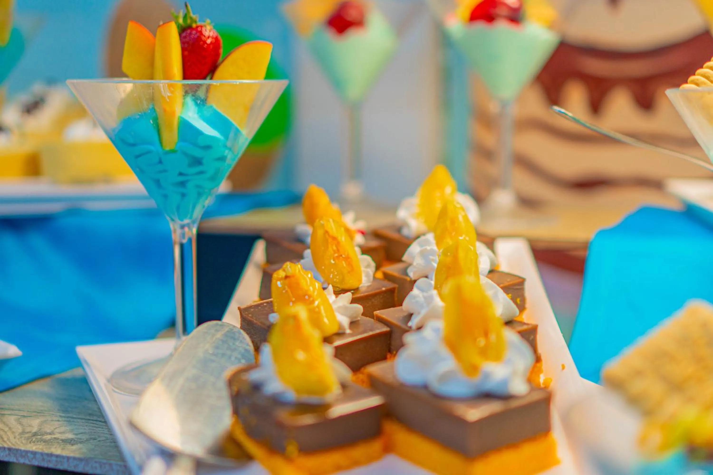 Food and drinks in Sayanora Hotel - All Inclusive