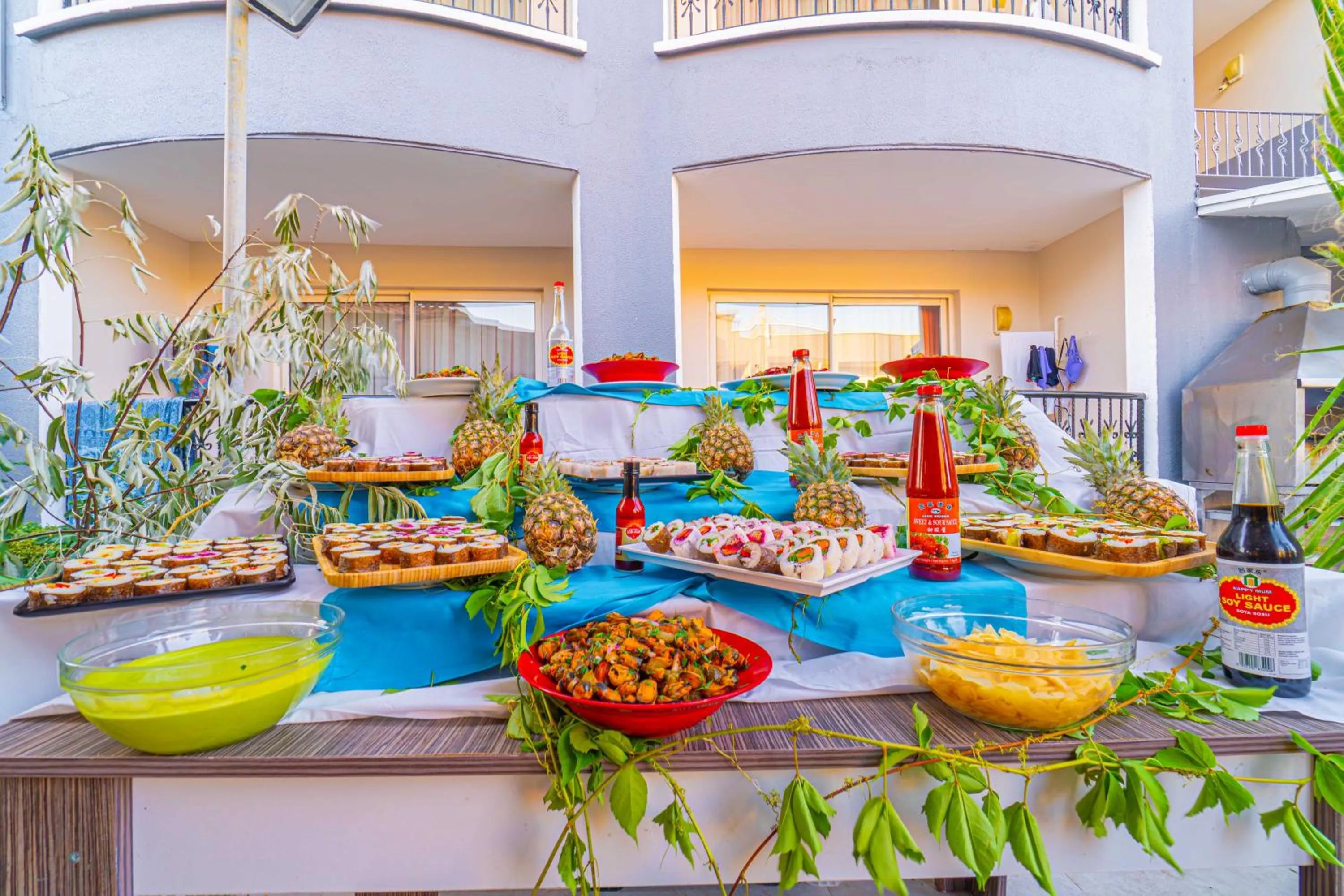 Food and drinks in Sayanora Hotel - All Inclusive