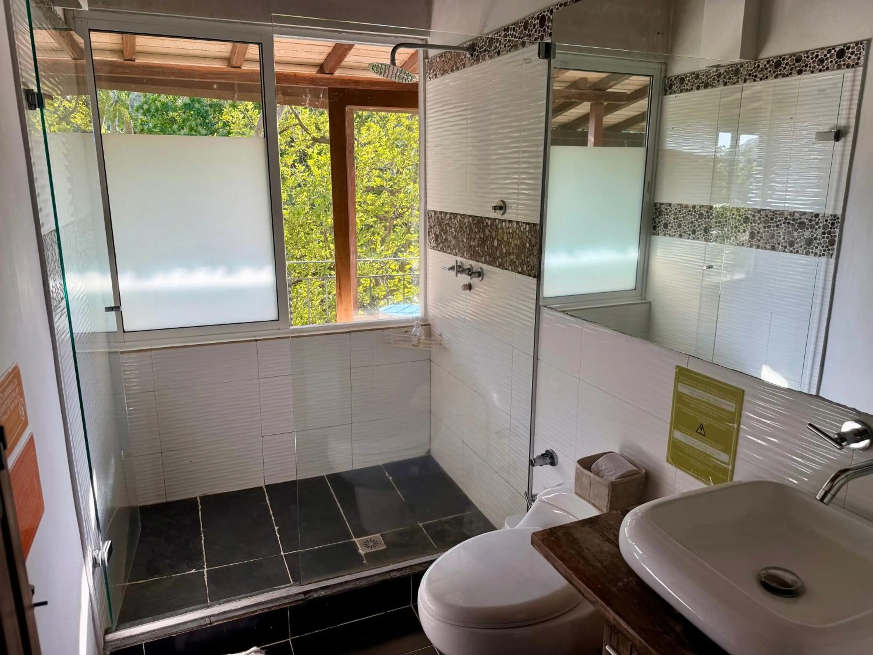 Shower in Costeño River Minca