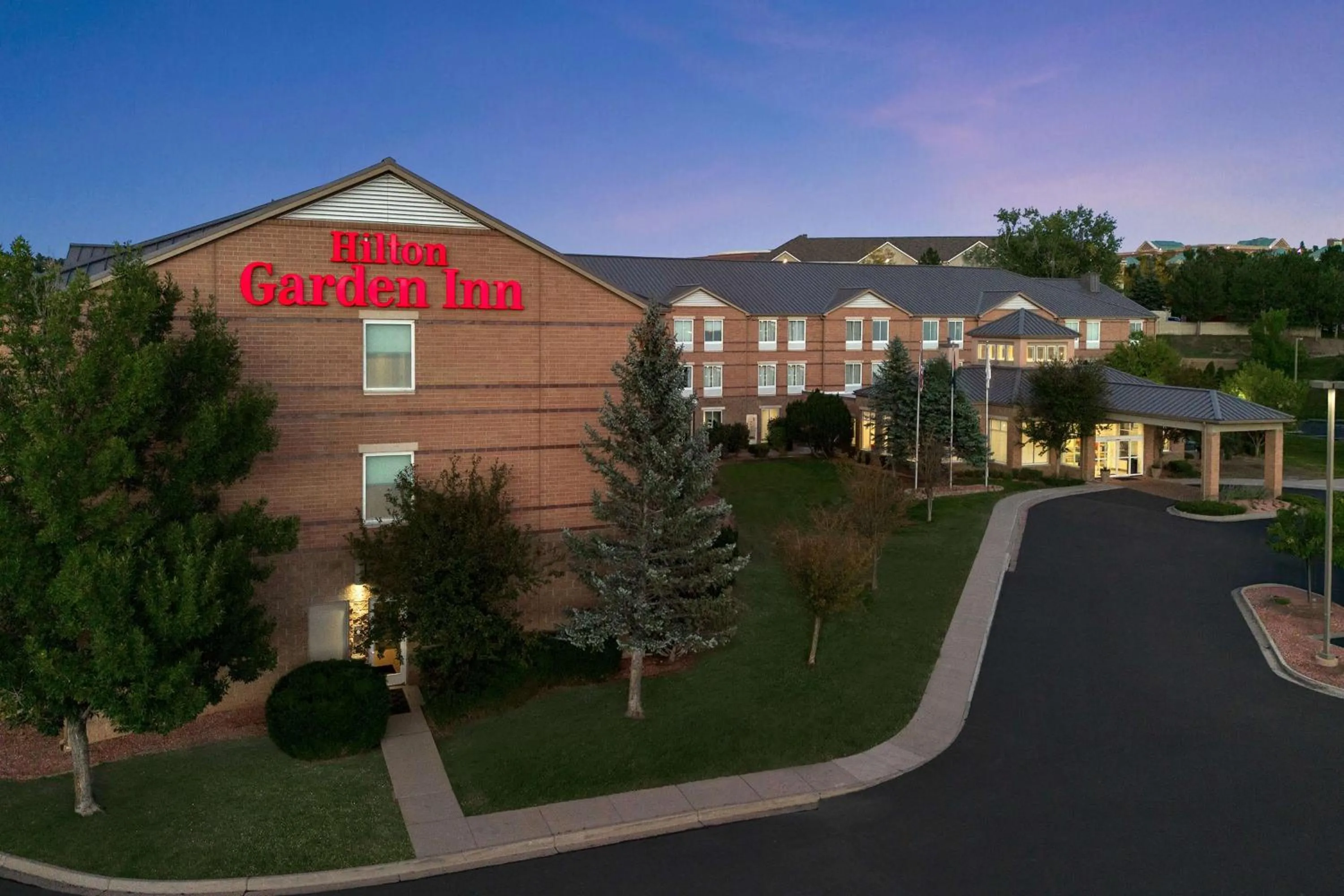 Property building in Hilton Garden Inn Colorado Springs North