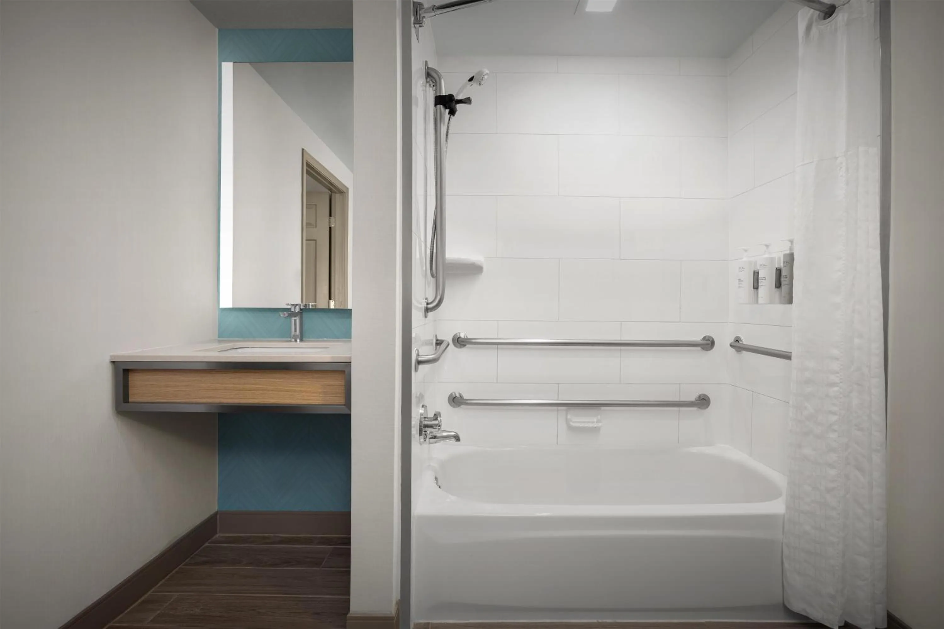 Bathroom in Hilton Garden Inn Colorado Springs North Air Force Academy