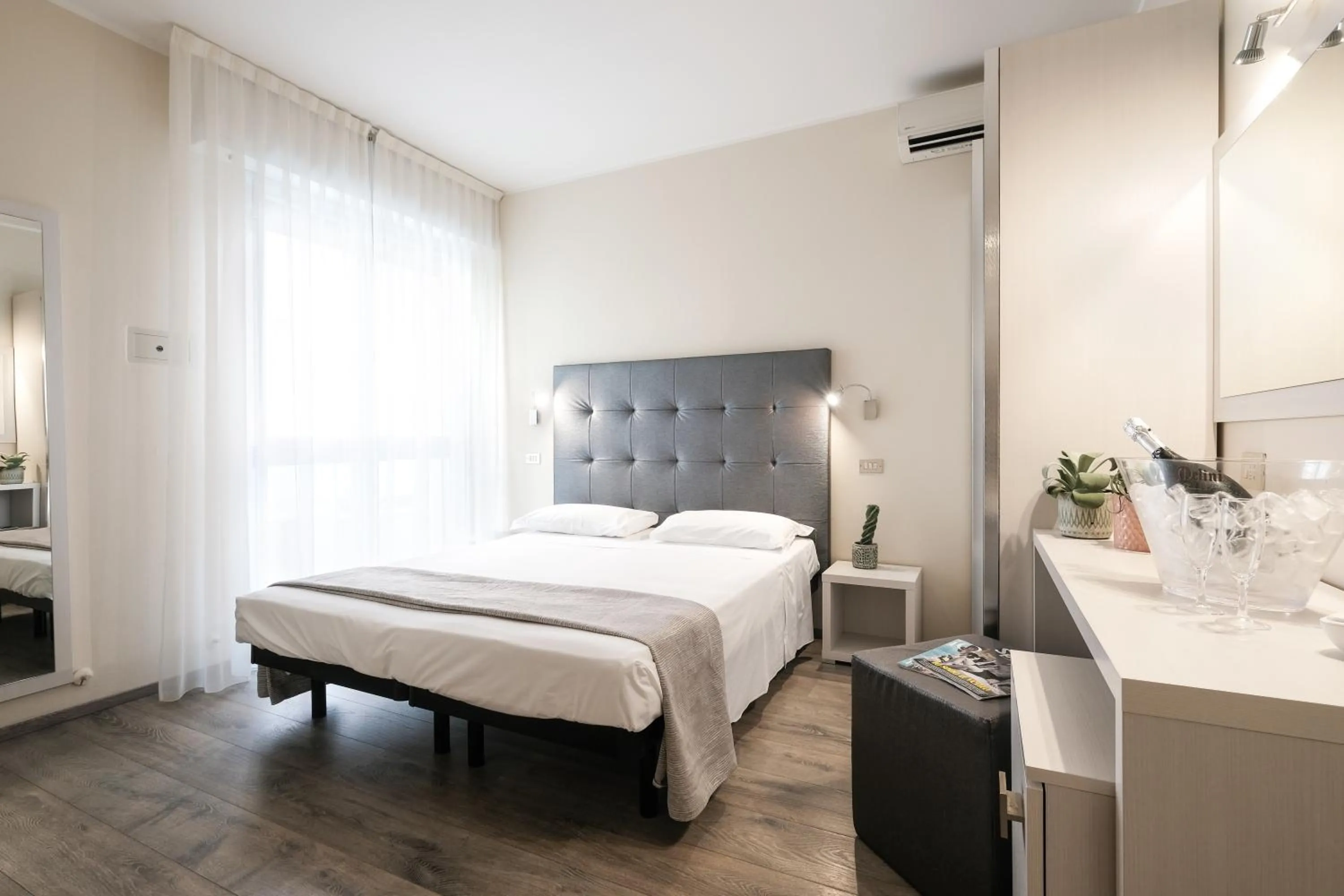 Balcony/Terrace in Hotel Thea