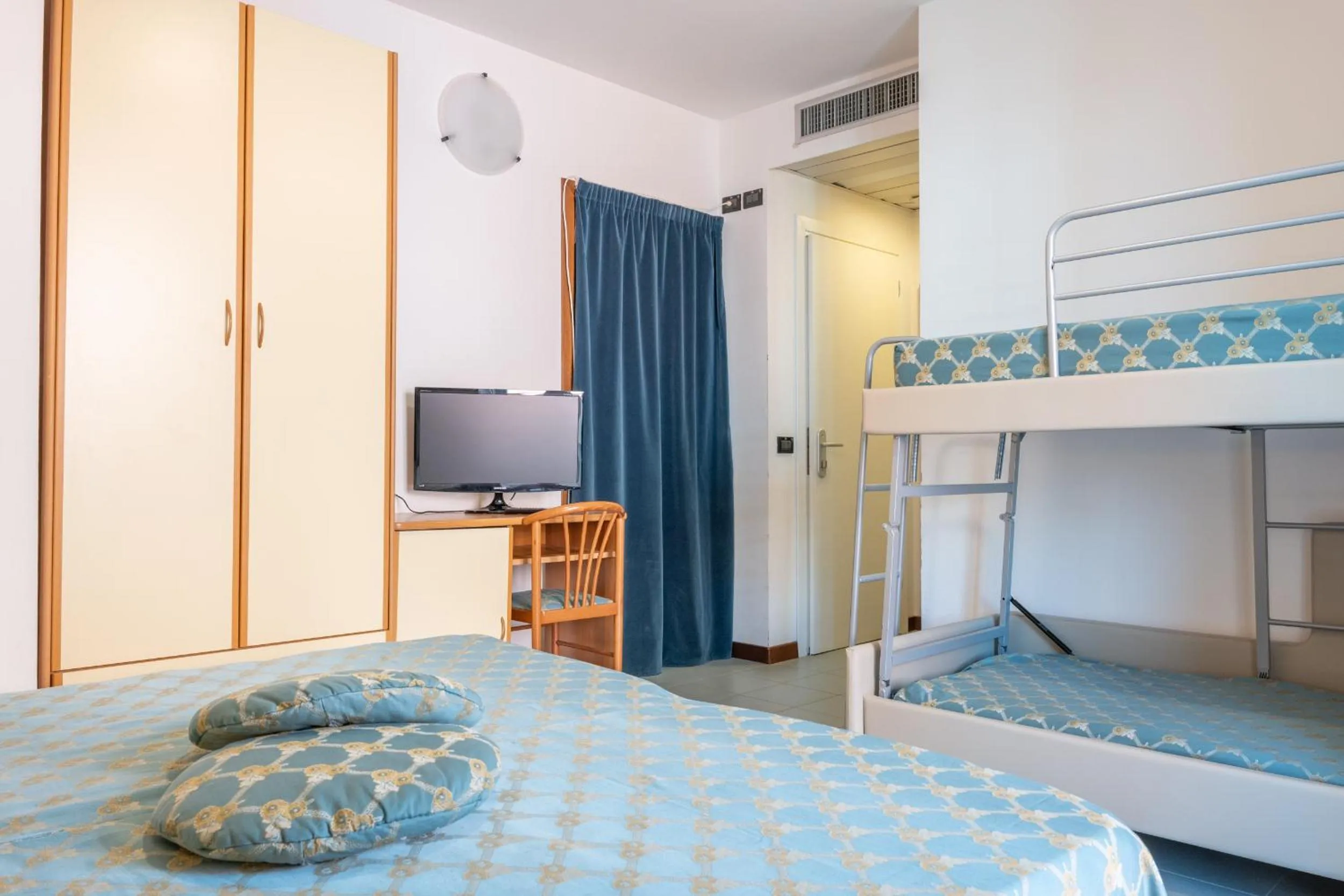 Bedroom in Hotel Thea