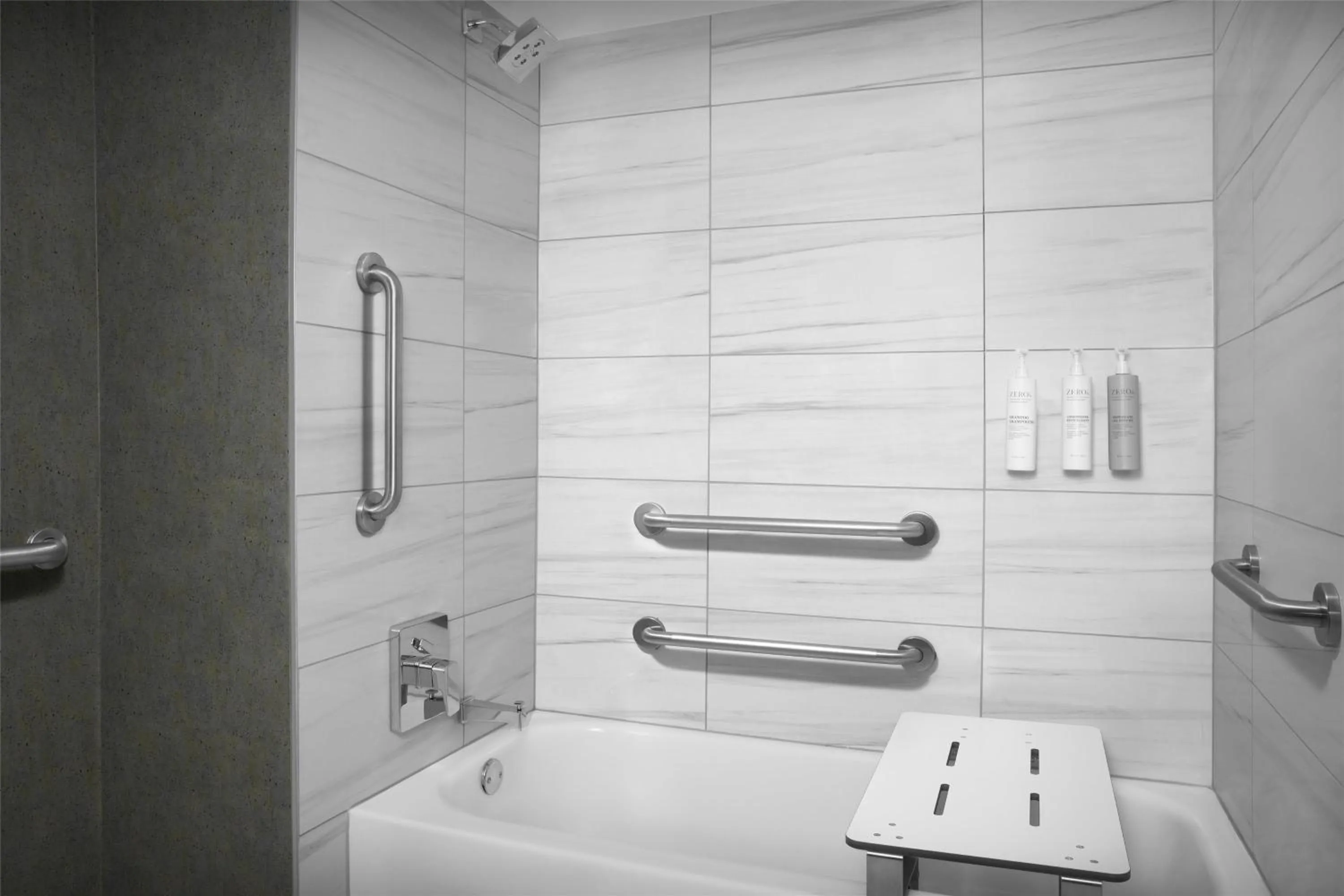 Bathroom in Embassy Suites by Hilton Dallas Near the Galleria