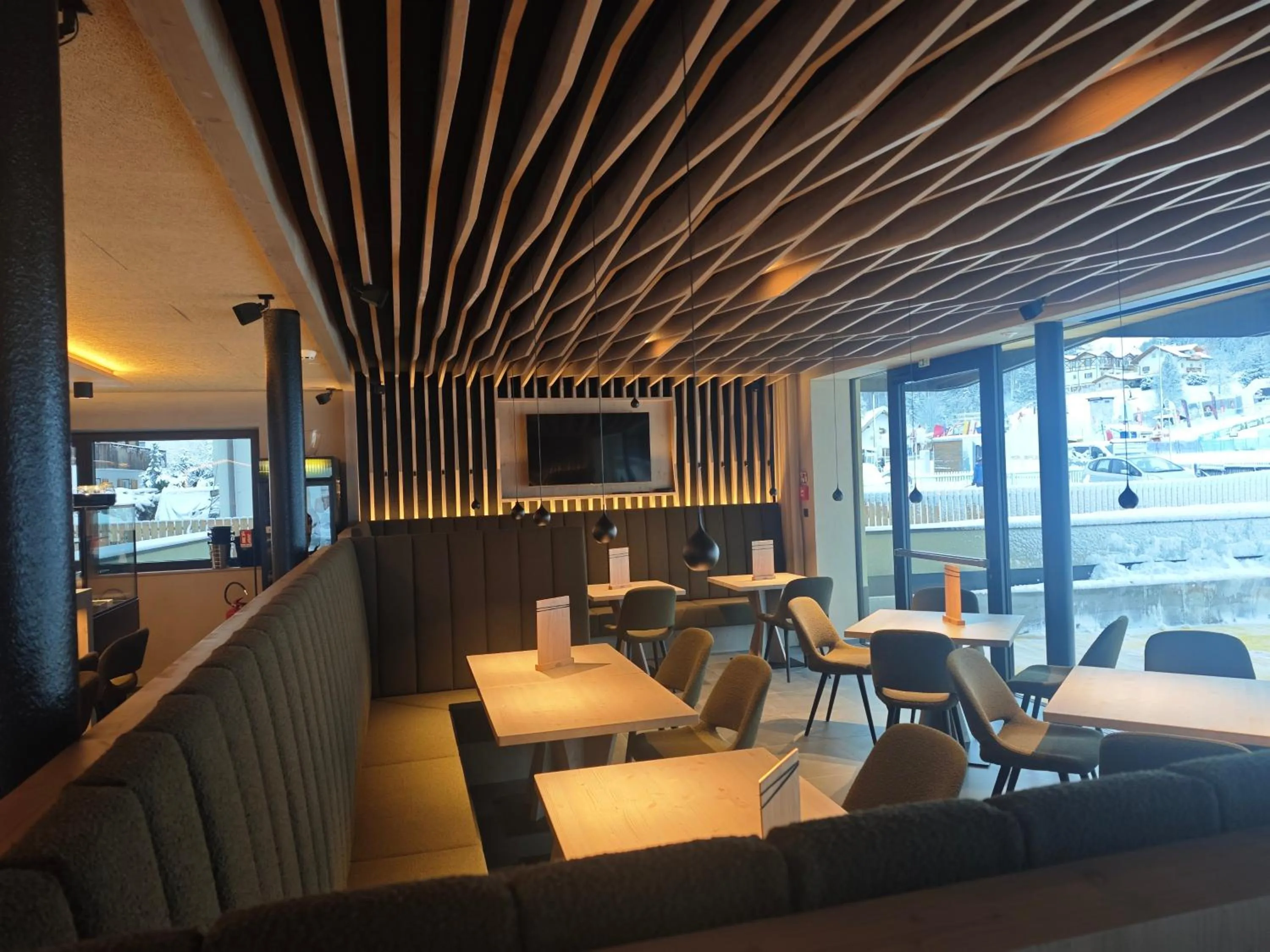 Restaurant/places to eat in Haunold Homes