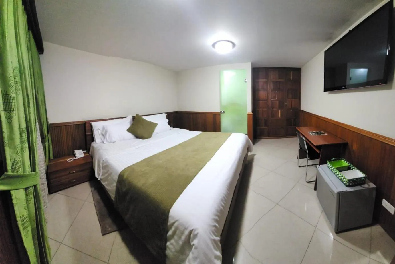 Bed in Apartahotel Vincent Suites