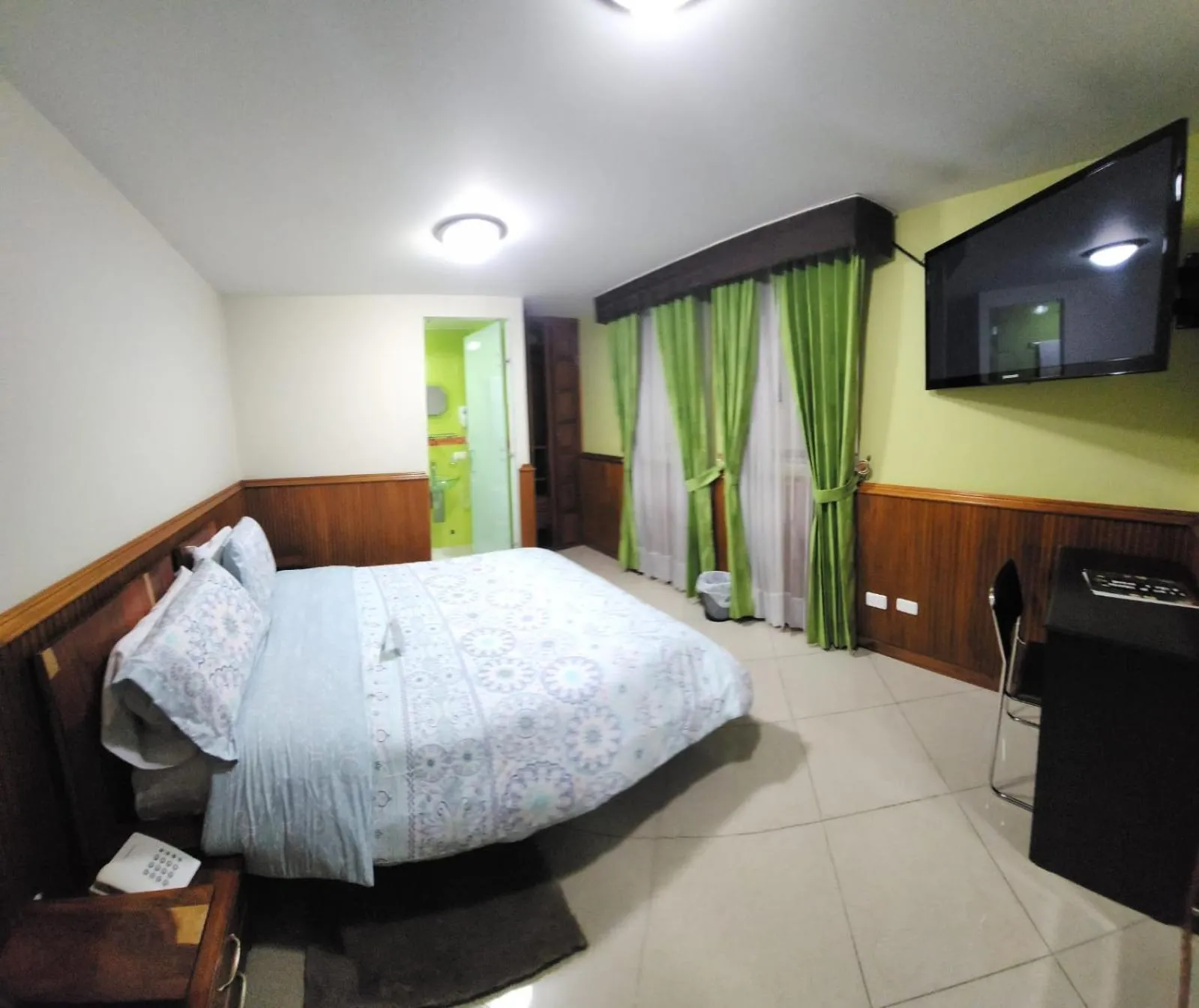 Bed in Apartahotel Vincent Suites