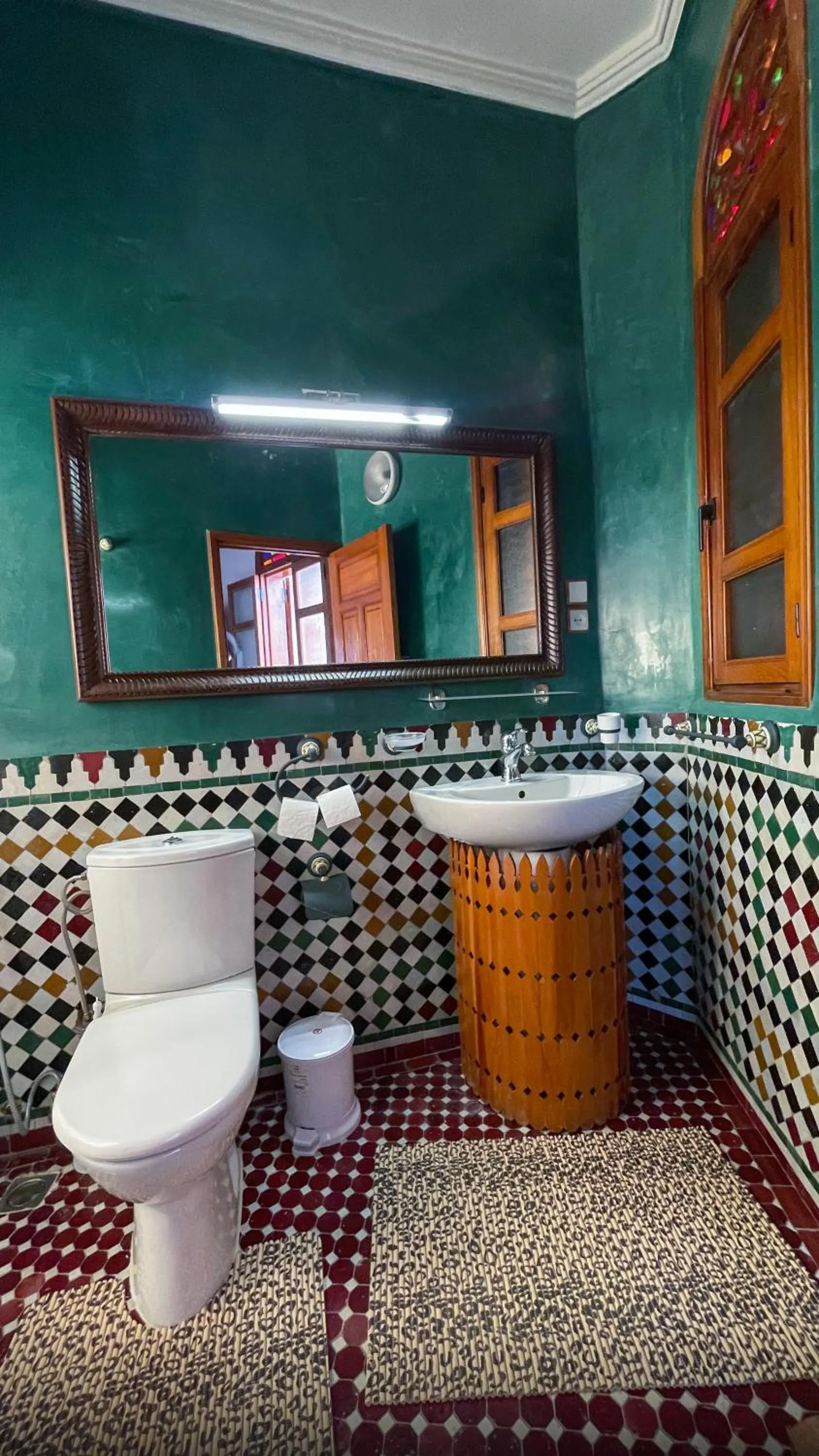 Toilet in Riad Dar El Ouedghiri