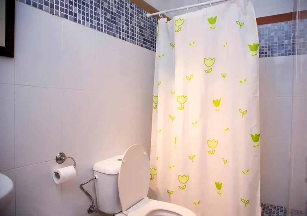Twin Room with Private Bathroom in Pensión Santa María la Blanca Twin Room with Private Bathroom in Pensión Santa María la Blanca