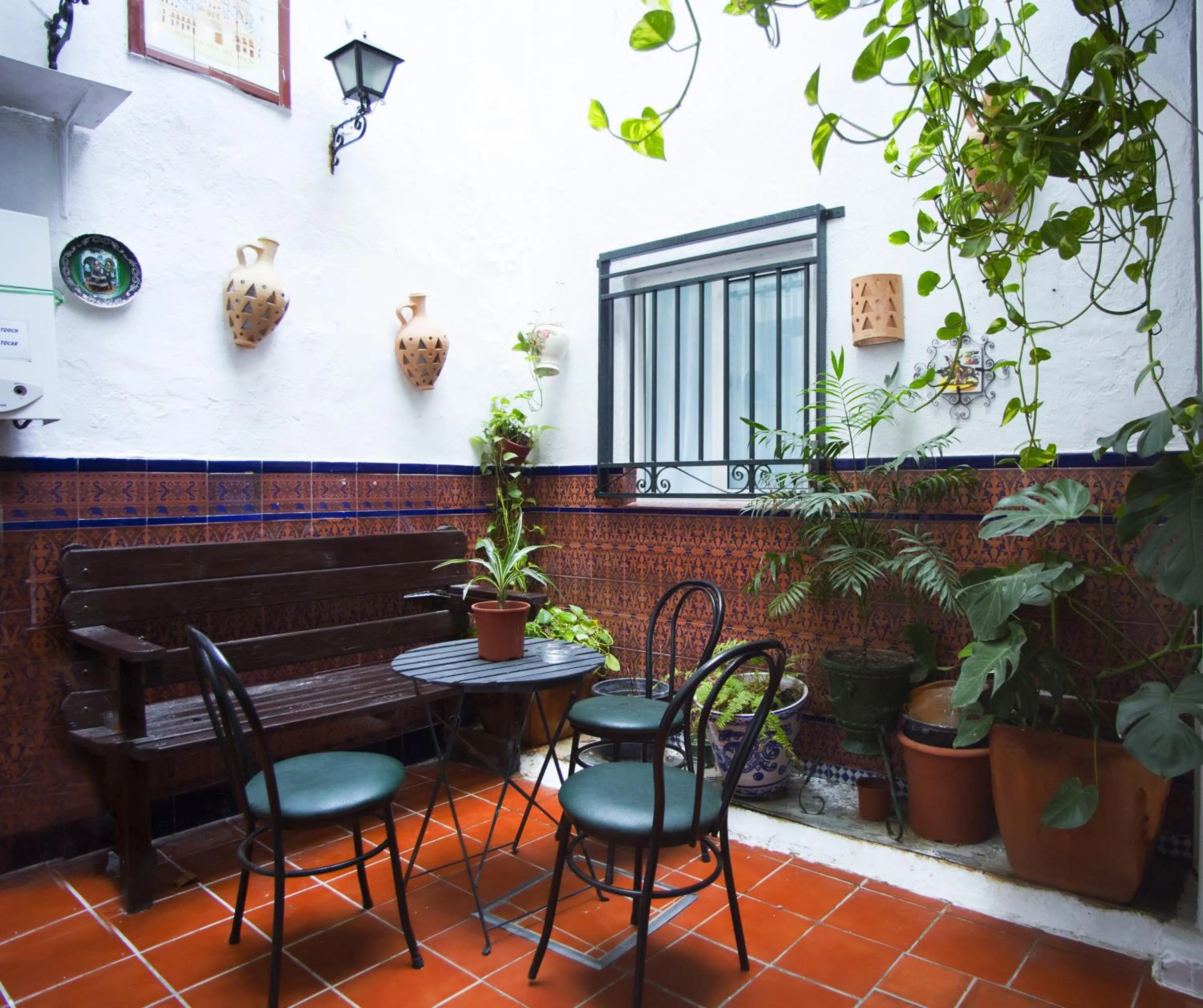Patio in Pensión Santa María la Blanca