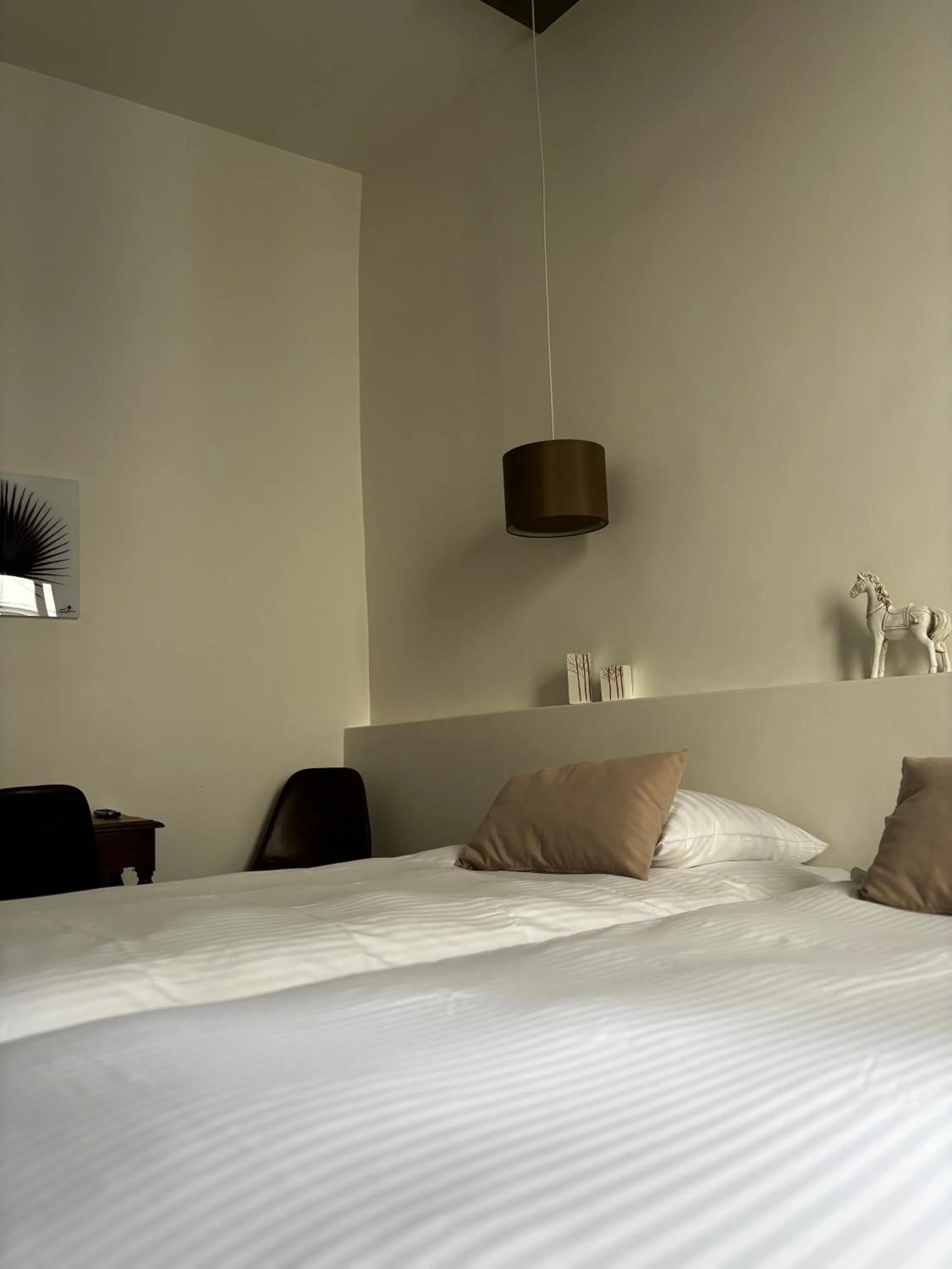 Property building, Bed in Rive Gauche