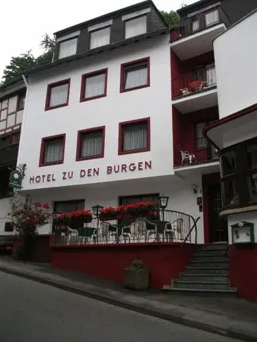 Hotel zu den Burgen Hotel zu den Burgen