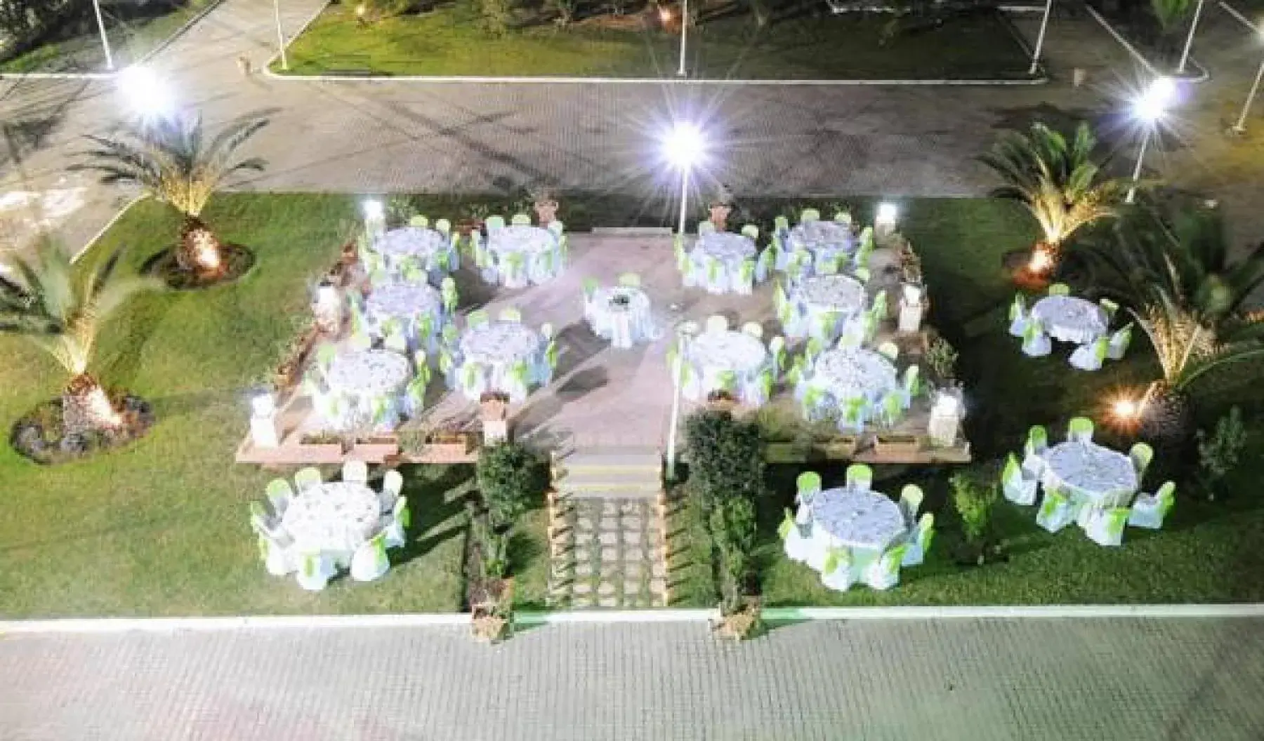 Restaurant/places to eat in Hotel du Parc Restaurant/places to eat in Hotel du Parc