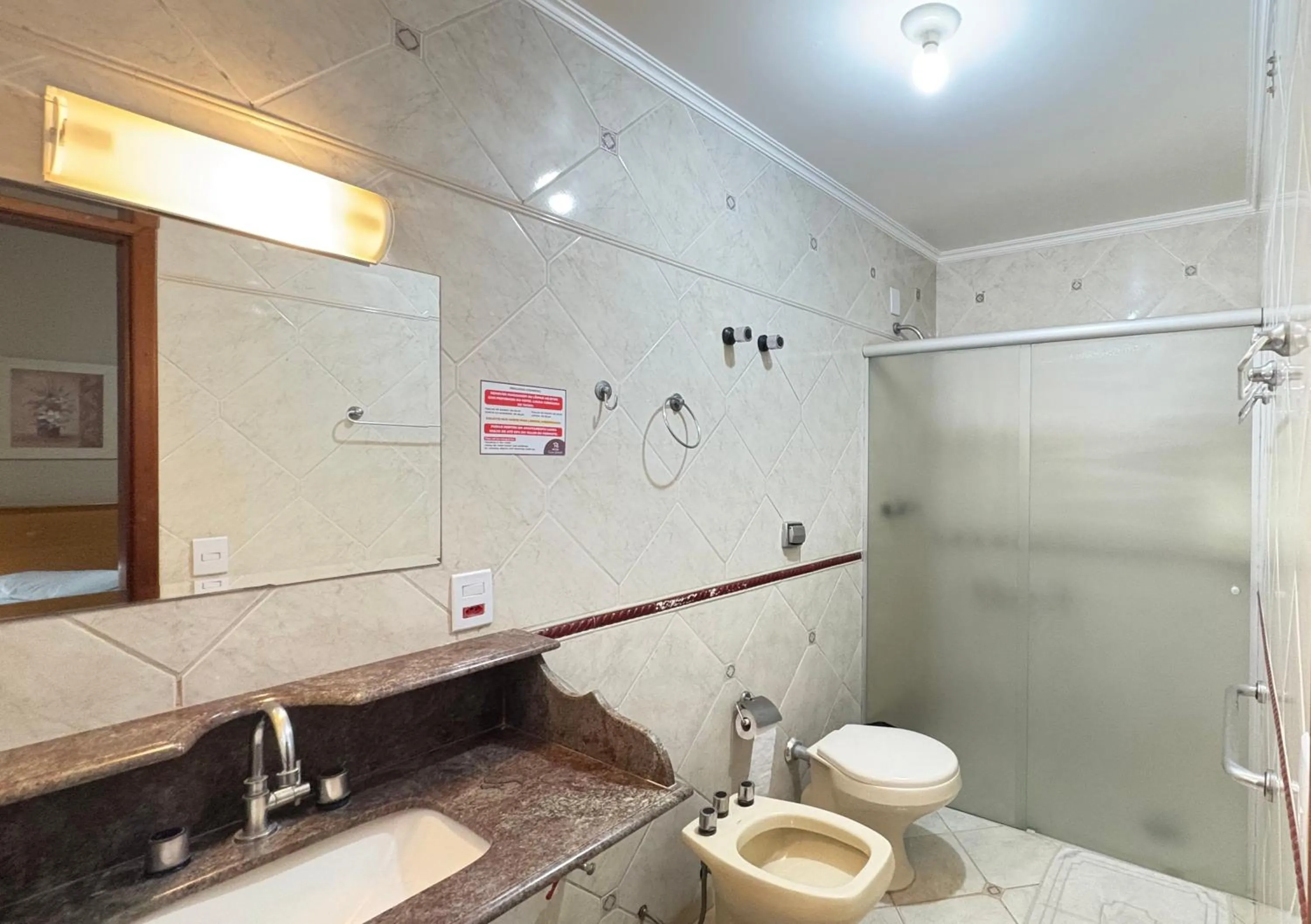 Bathroom in Hotel Casa Grande Orlândia SP