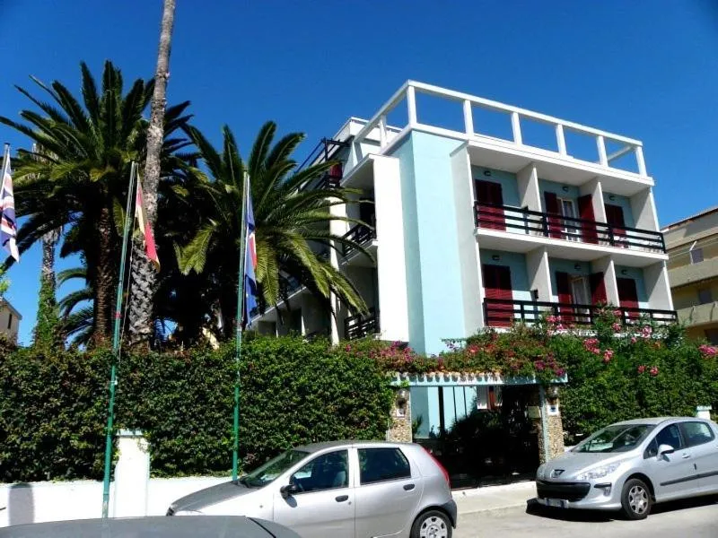 Facade/entrance in Hotel La Playa