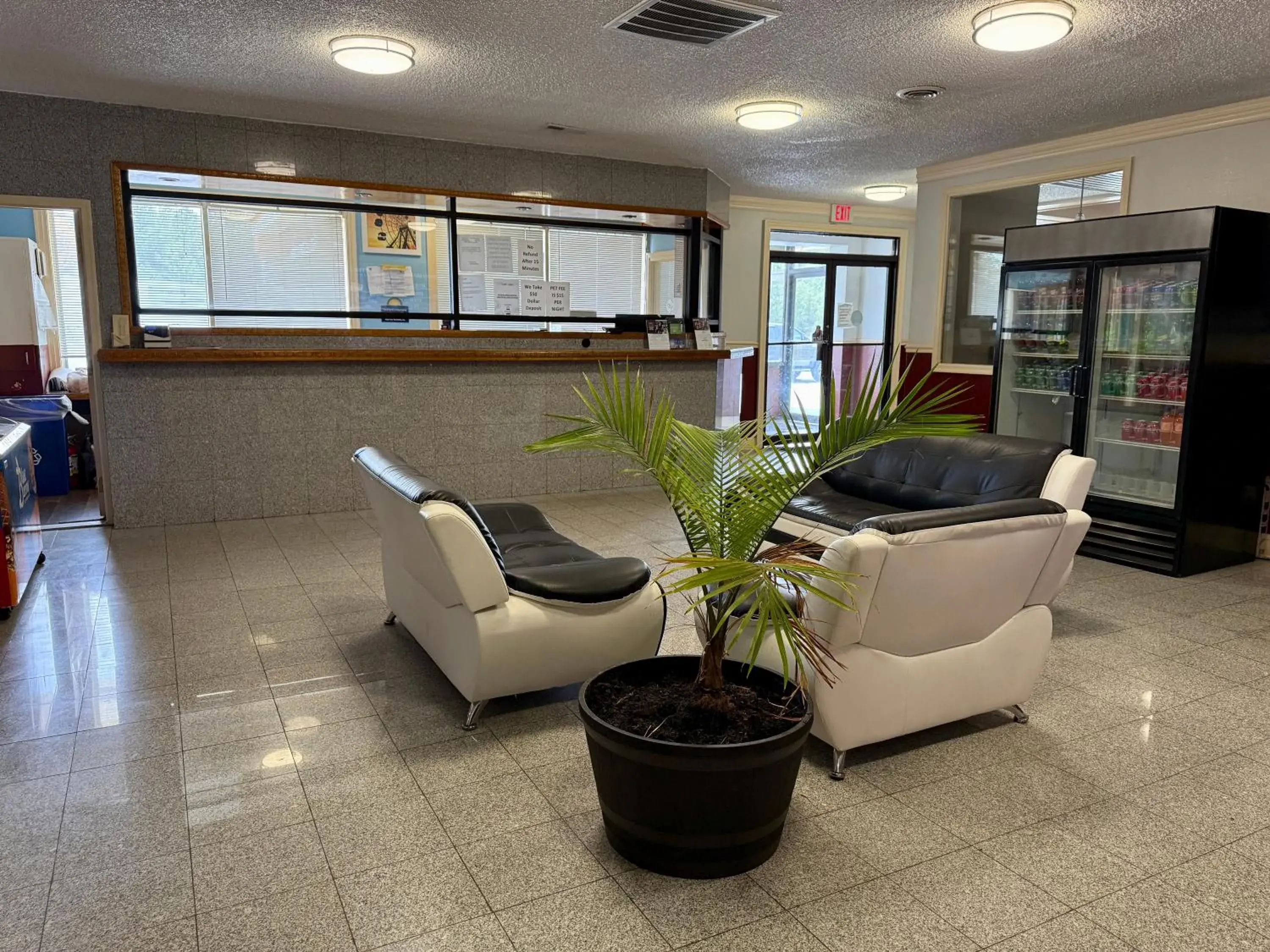 Lobby or reception in Days Inn by Wyndham Ruther Glen Kings Dominion Area Lobby or reception in Days Inn by Wyndham Ruther Glen Kings Dominion Area