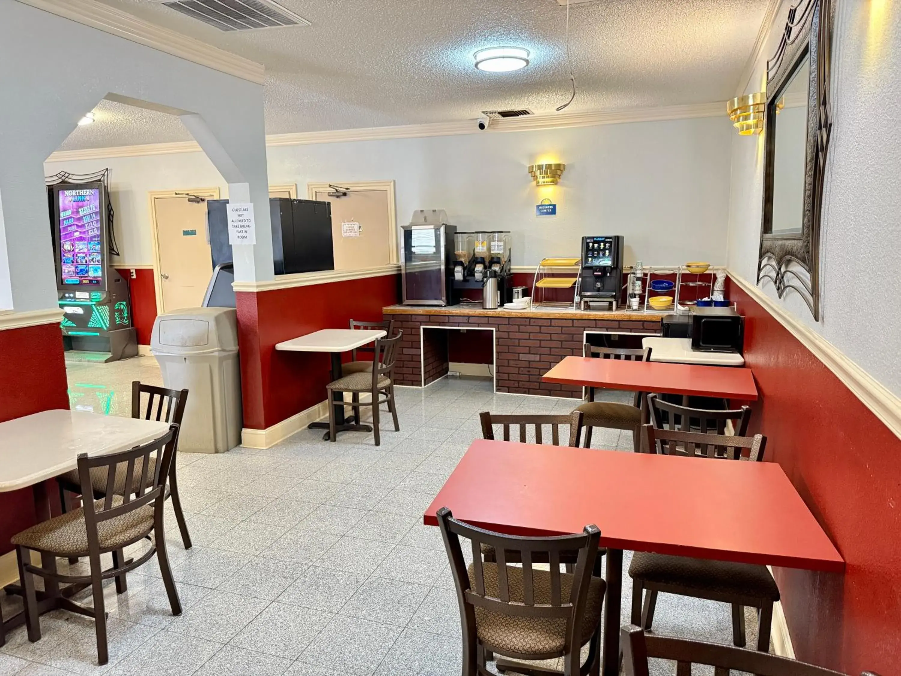 Breakfast in Days Inn by Wyndham Ruther Glen Kings Dominion Area Breakfast in Days Inn by Wyndham Ruther Glen Kings Dominion Area