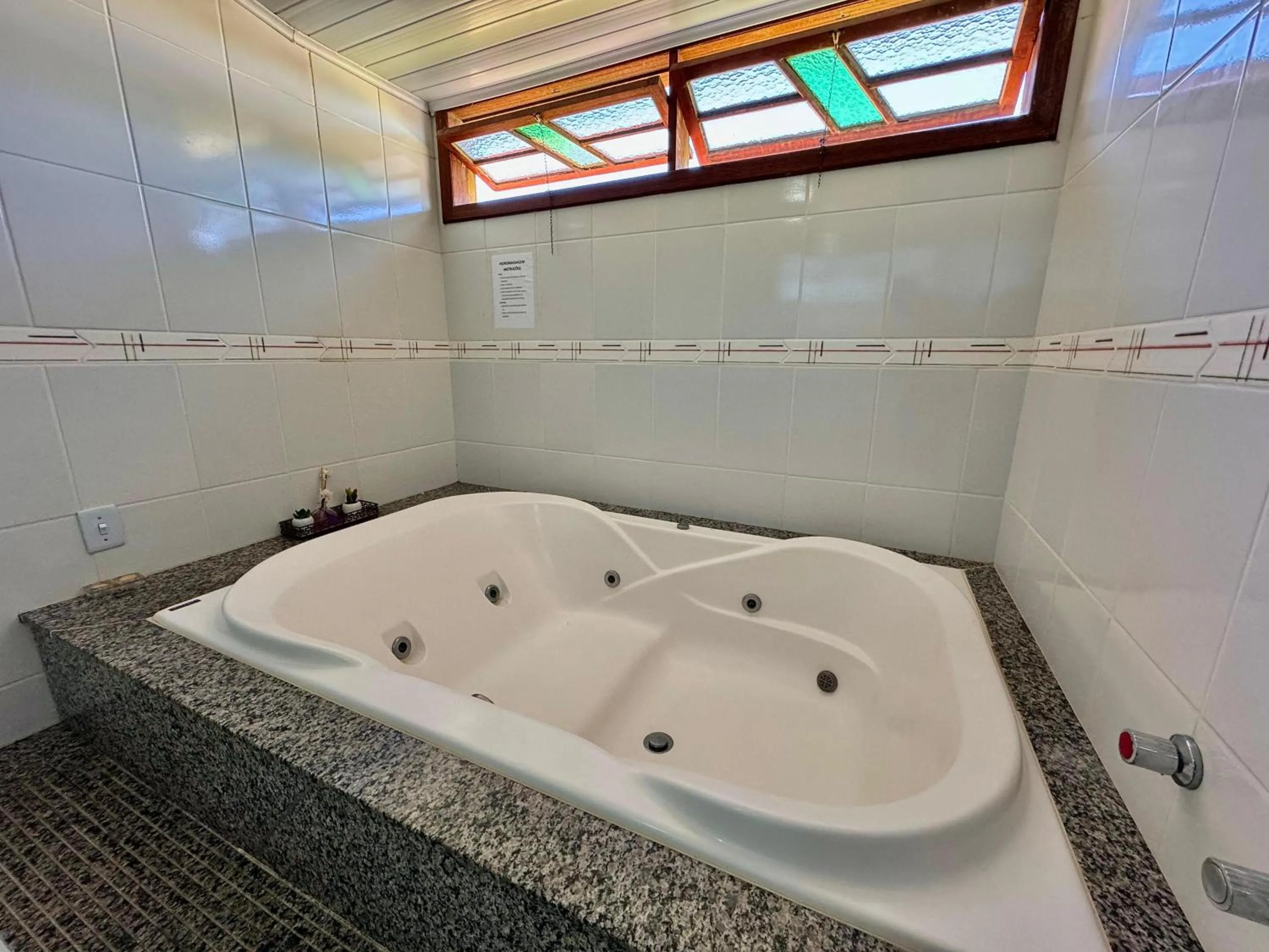 Hot Tub in Pousada Recanto do Prado