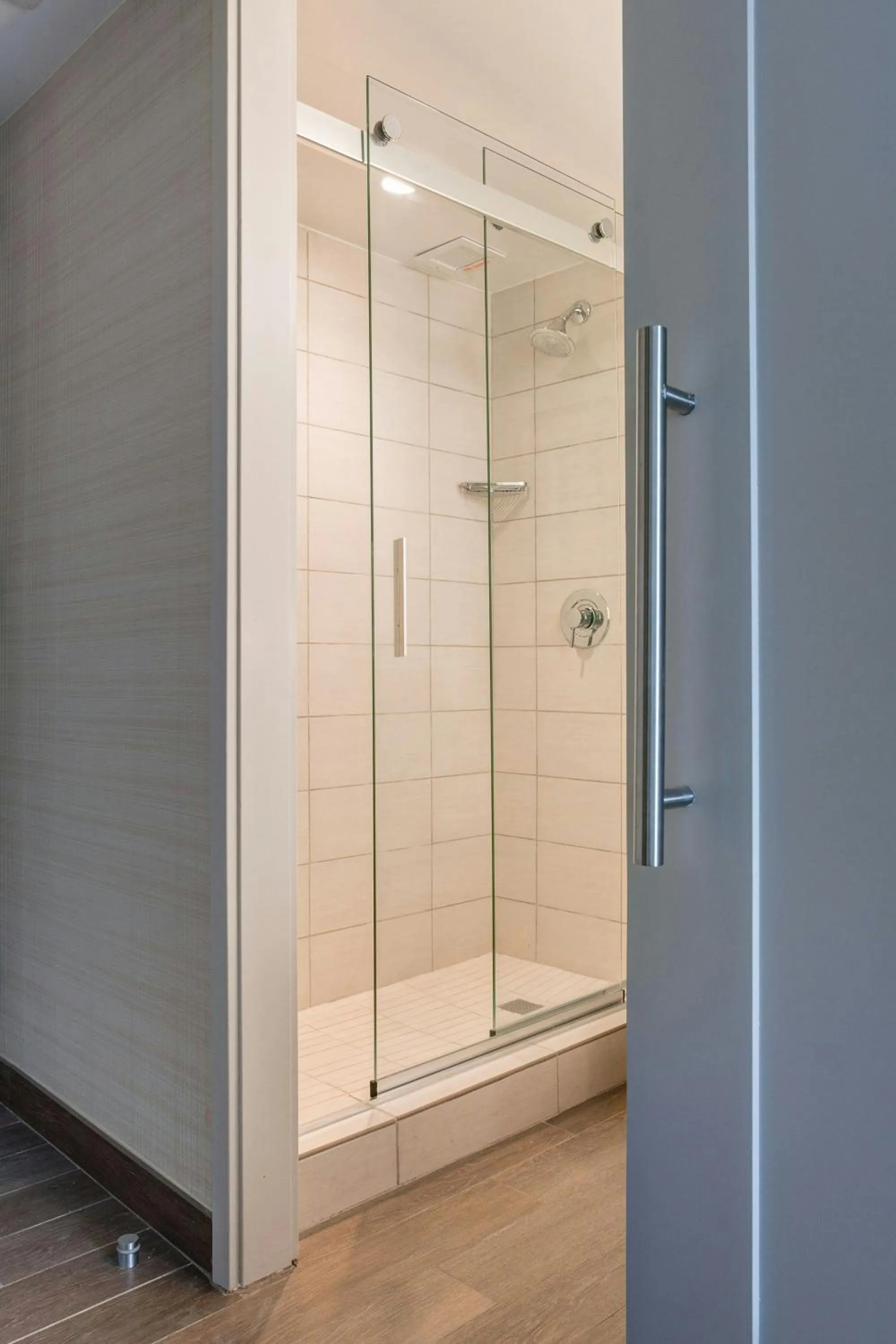 Bathroom in Houston Airport Marriott at George Bush Intercontinental