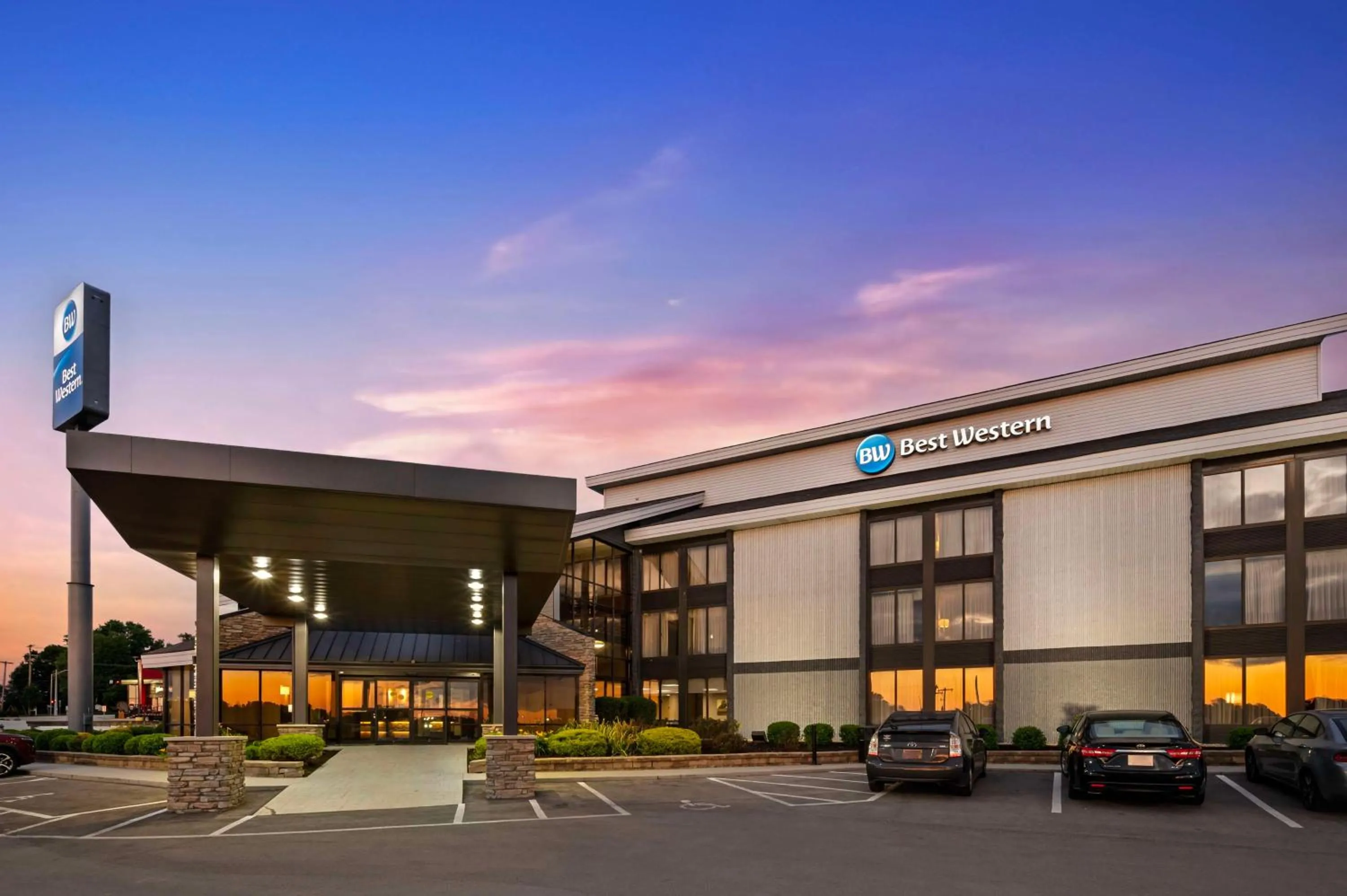 Property building in Best Western Ashbury Inn