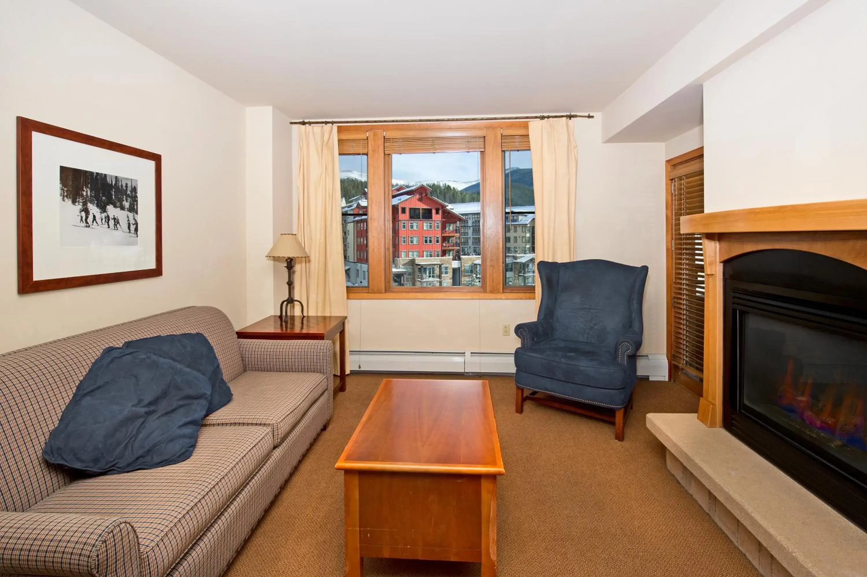 Living room in Zephyr Mountain Lodge Living room in Zephyr Mountain Lodge