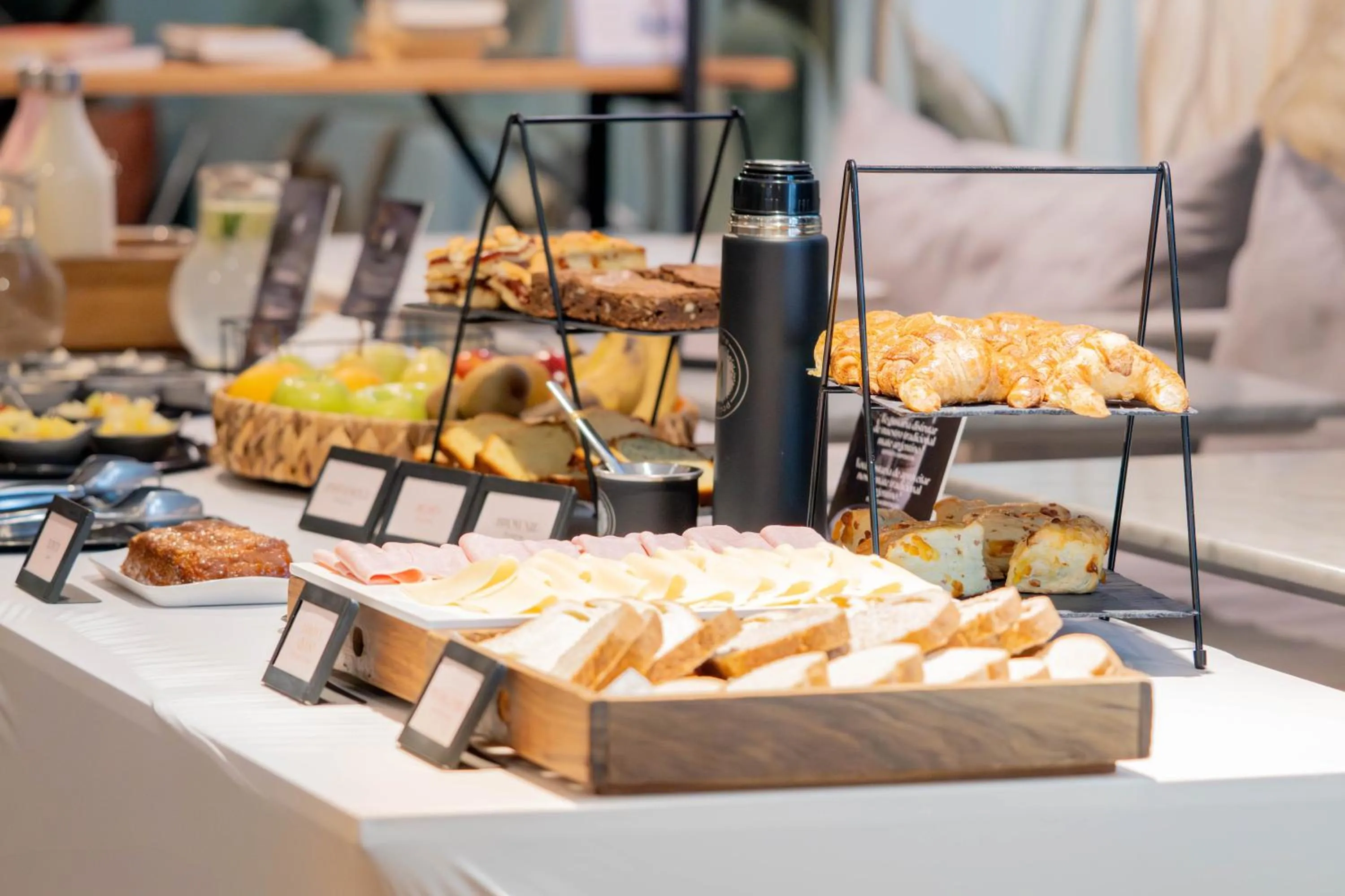 Breakfast in Hotel Cap Polonio