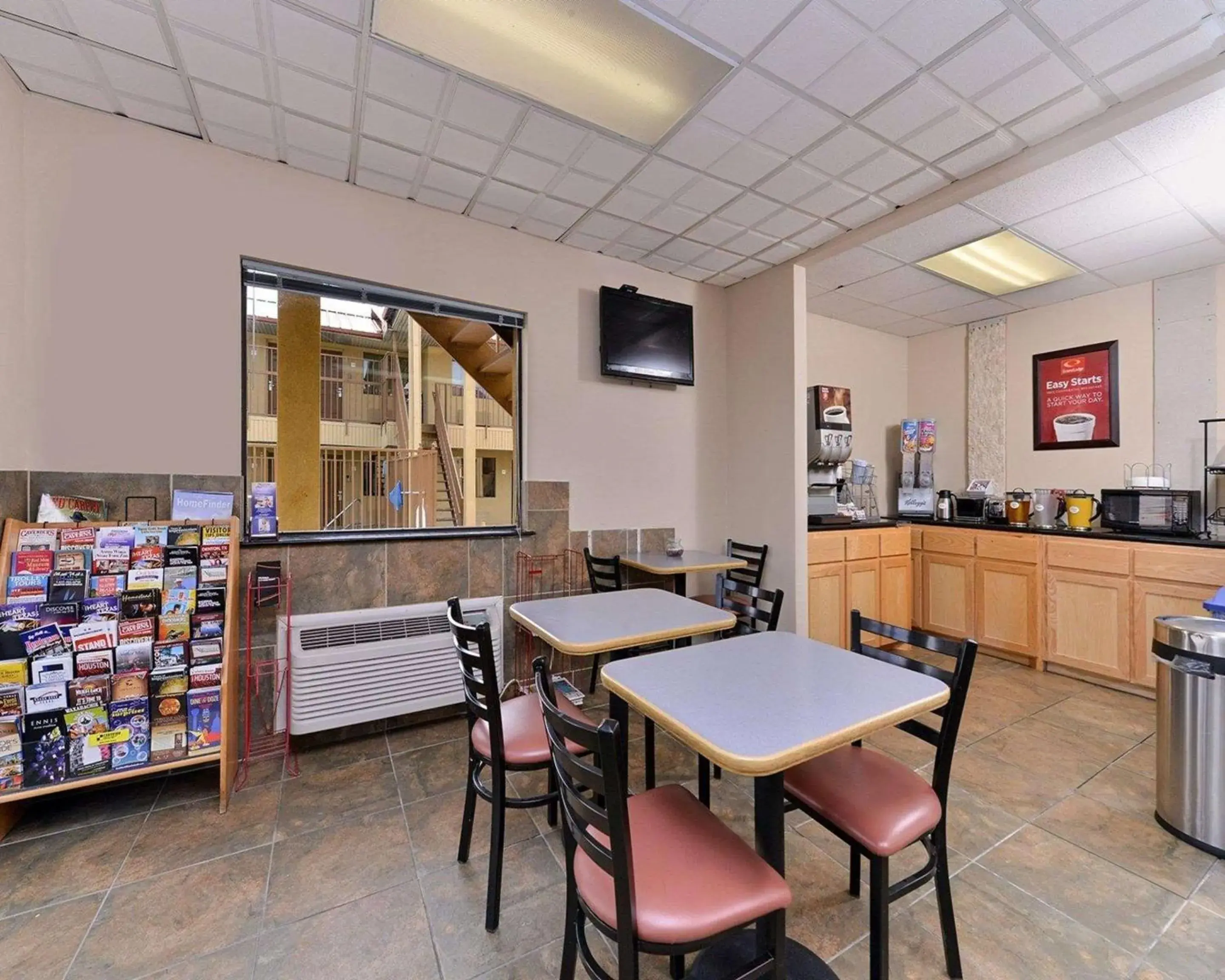 Restaurant/places to eat in Econo Lodge Restaurant/places to eat in Econo Lodge