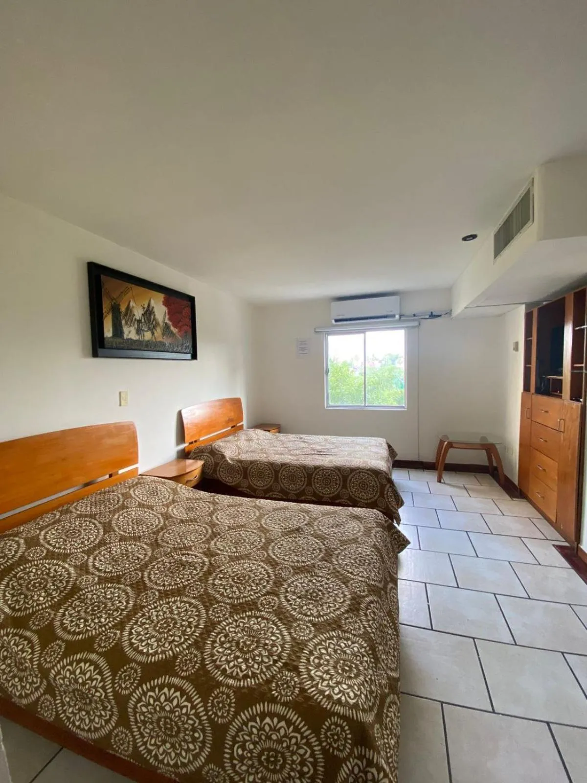 TV and multimedia, Bed in Confort Ejecutivo Suites Lindavista