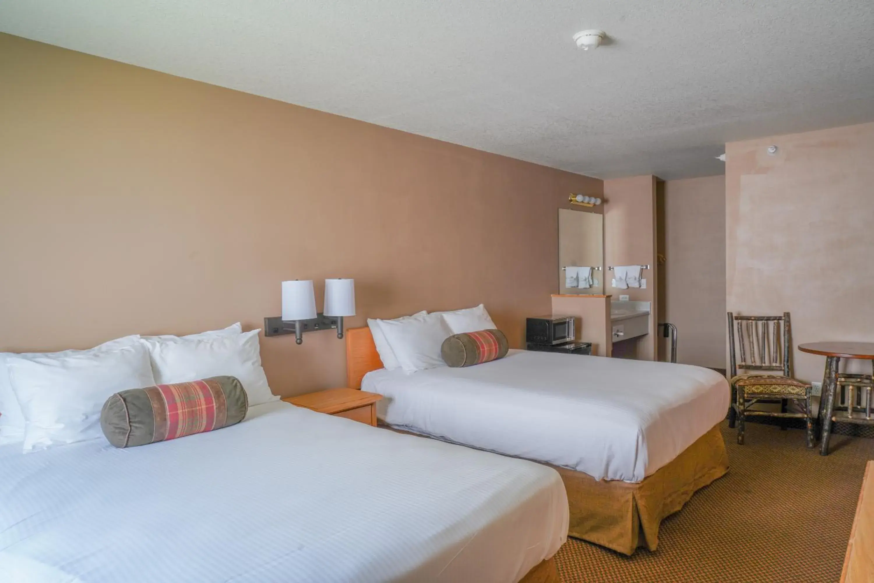 Bed in Whitewater Inn Bed in Whitewater Inn