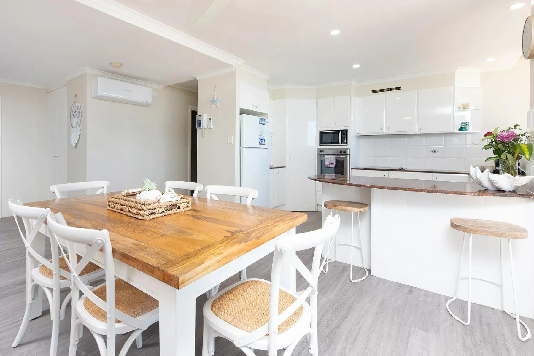 Beaches International