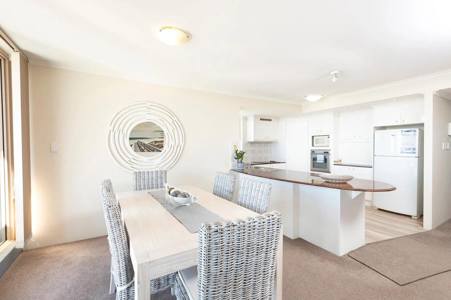 Kitchen or kitchenette in Beaches International