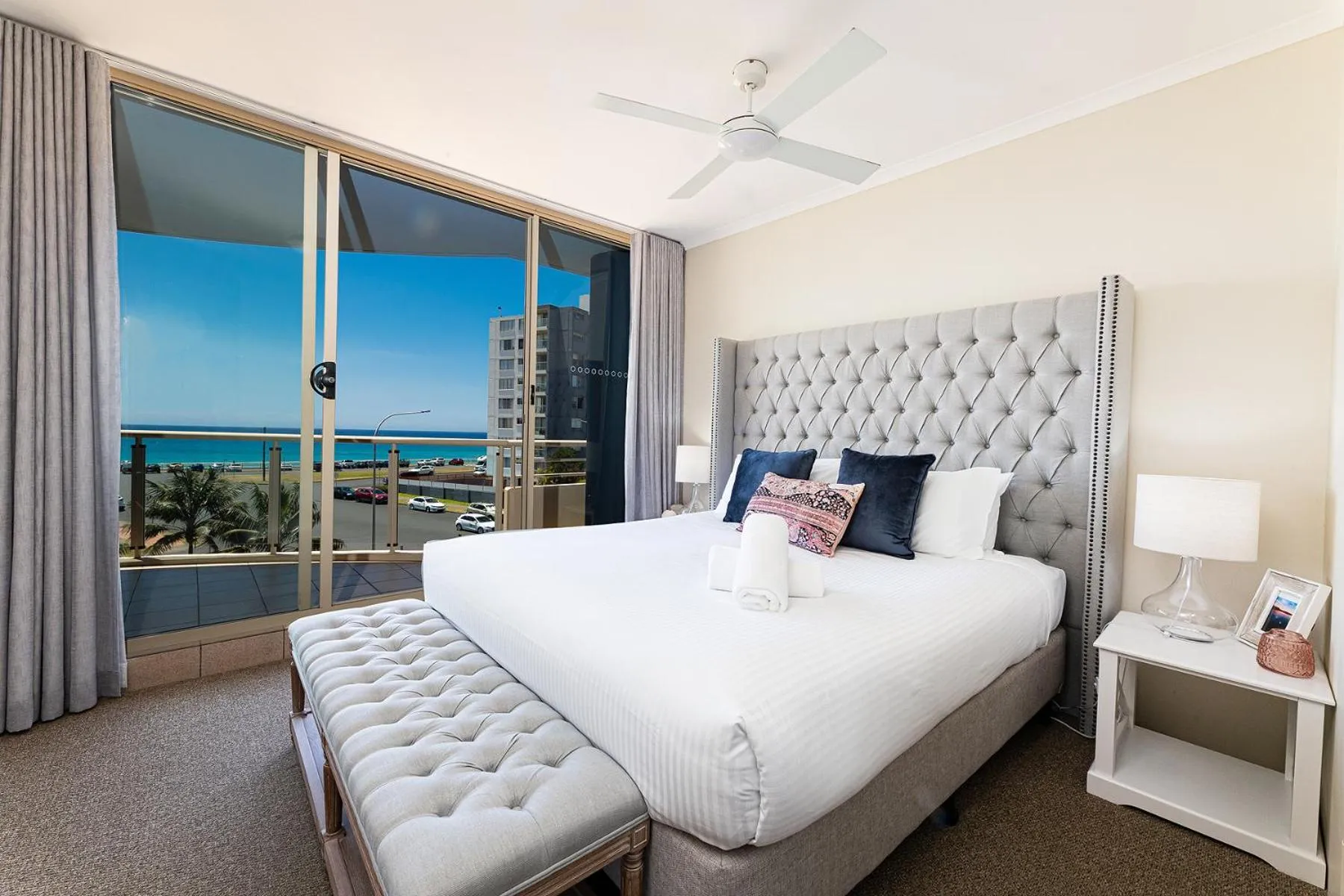 Bed in Beaches International