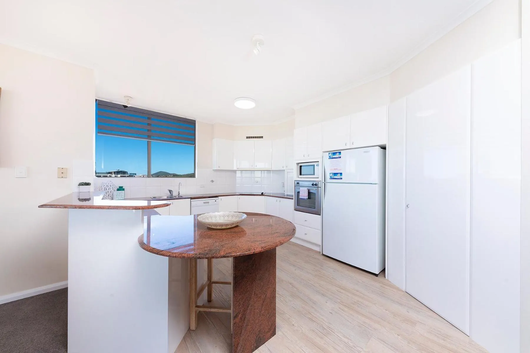 Kitchen or kitchenette in Beaches International