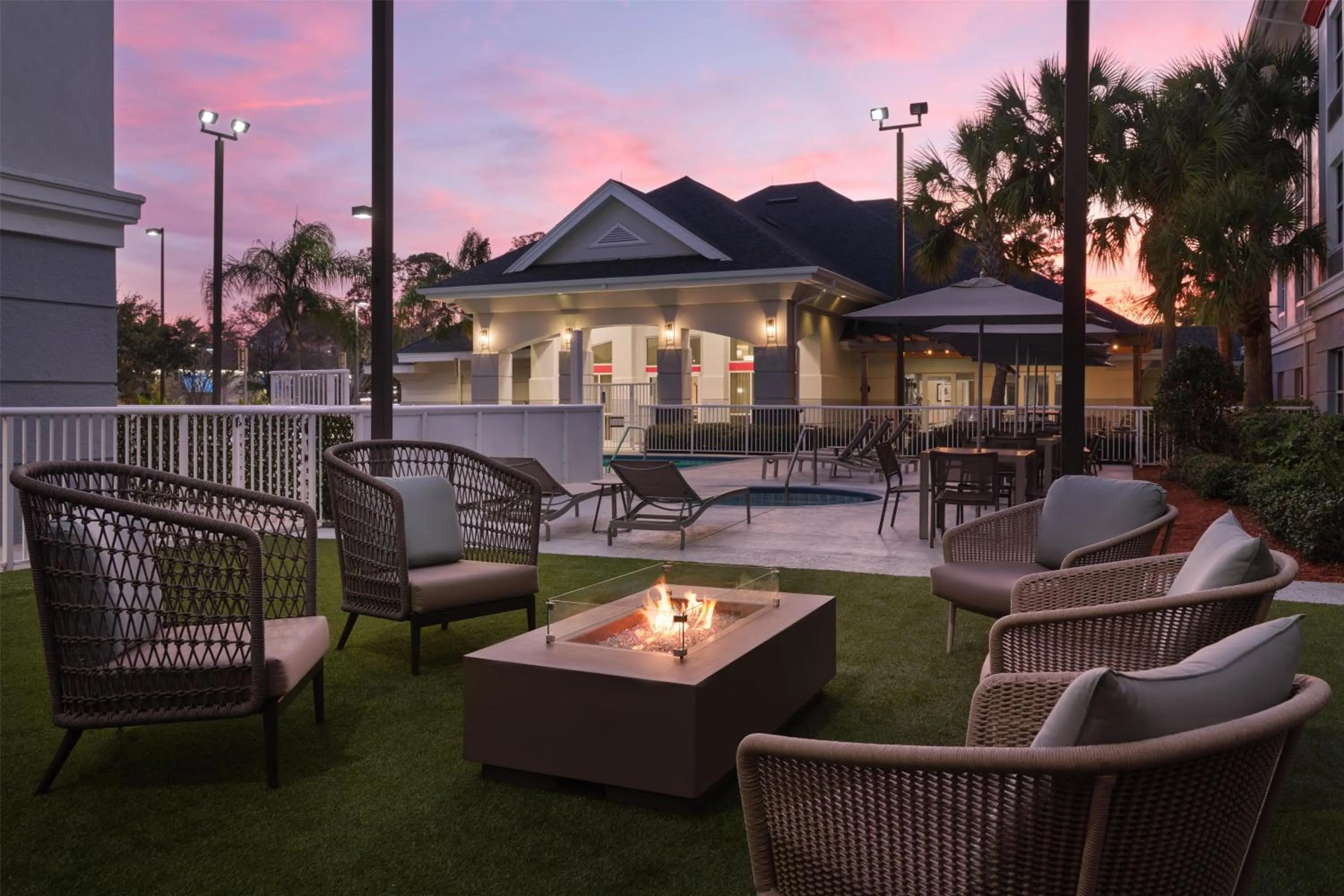 Patio in Homewood Suites by Hilton Daytona Beach Speedway-Airport