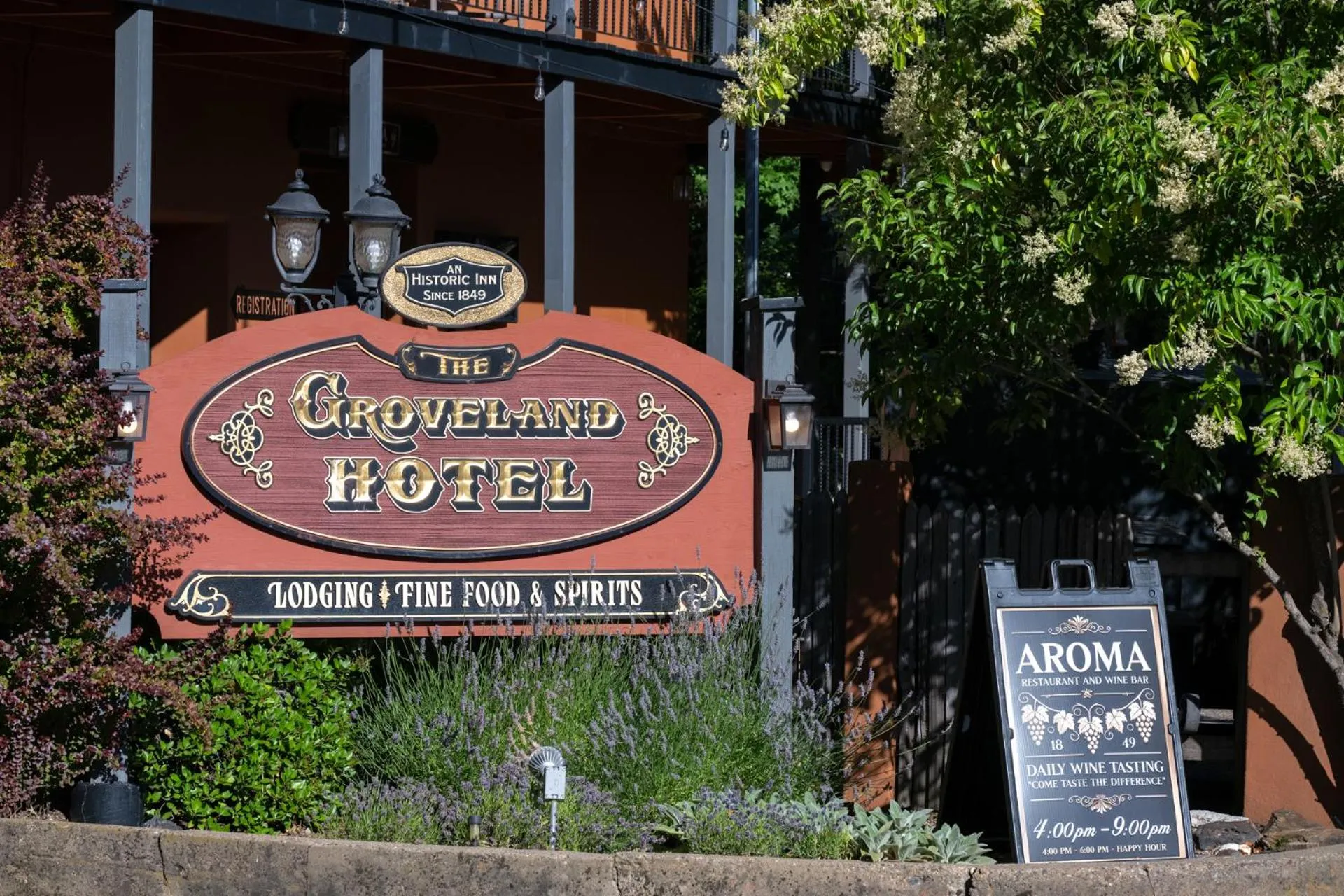 The Groveland Hotel