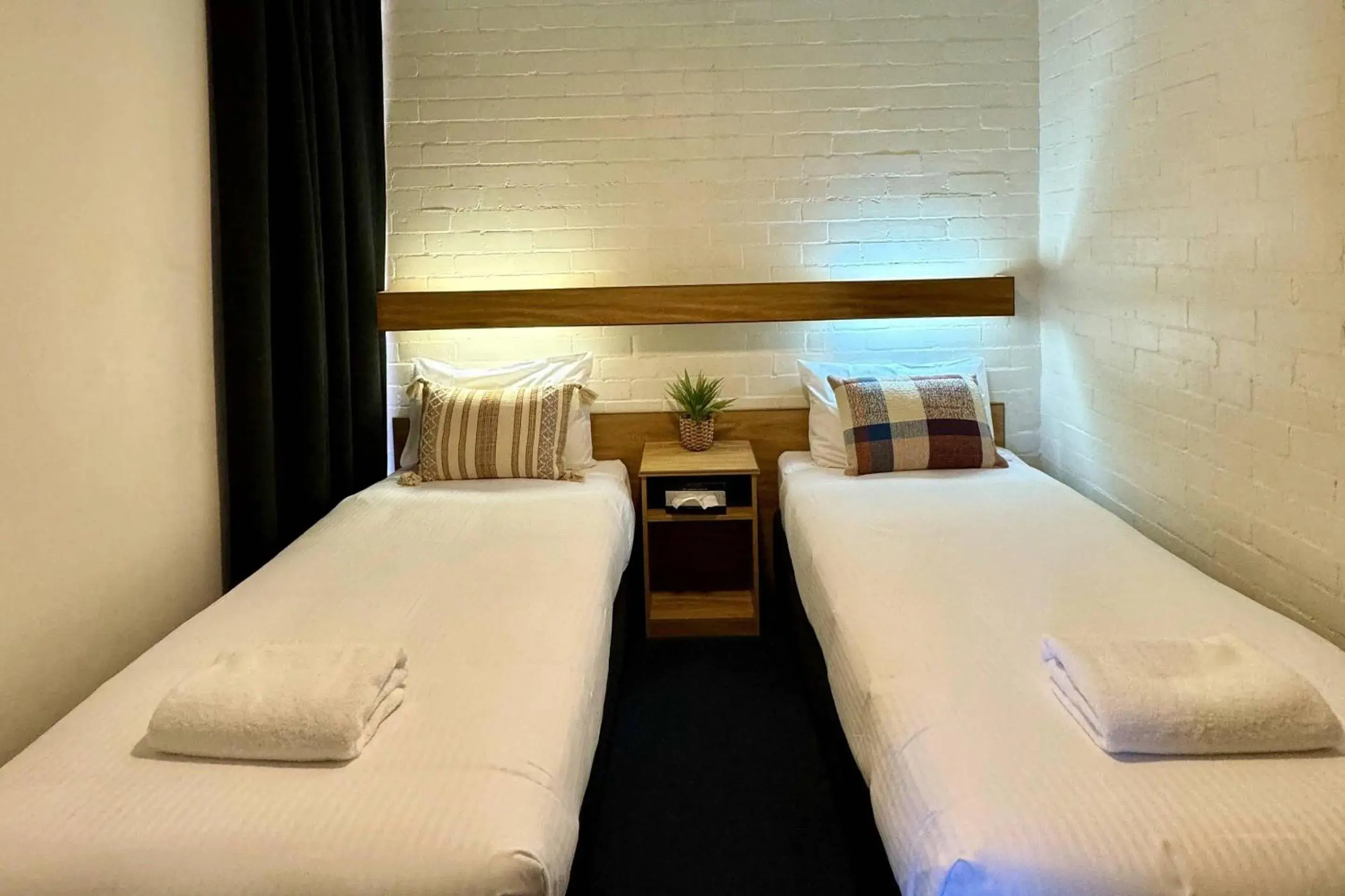Bedroom, Bed in Comfort Inn Gateway Tamworth Bedroom, Bed in Comfort Inn Gateway Tamworth