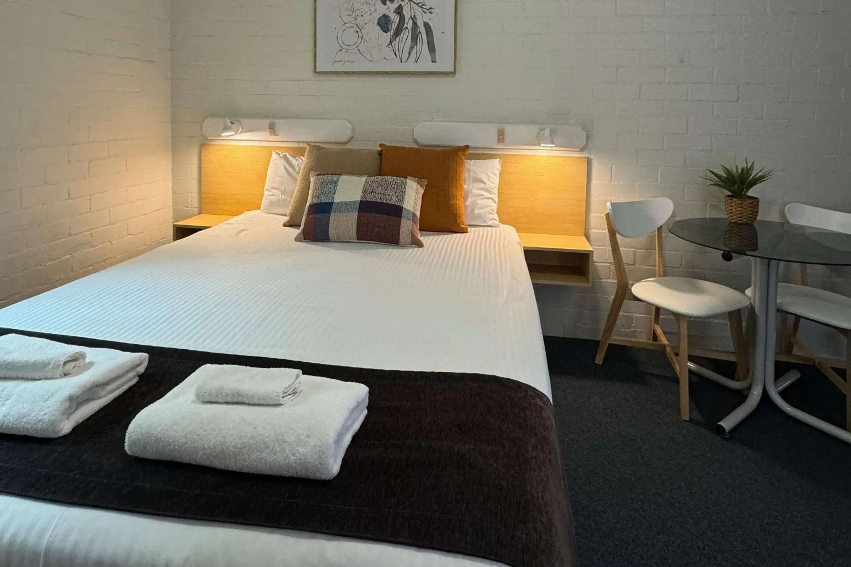 Bedroom, Bed in Econo Lodge Gateway Tamworth Bedroom, Bed in Econo Lodge Gateway Tamworth