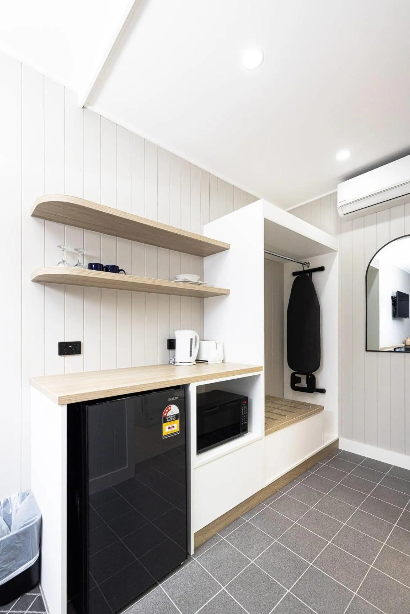 Bedroom in Comfort Inn Gateway Tamworth