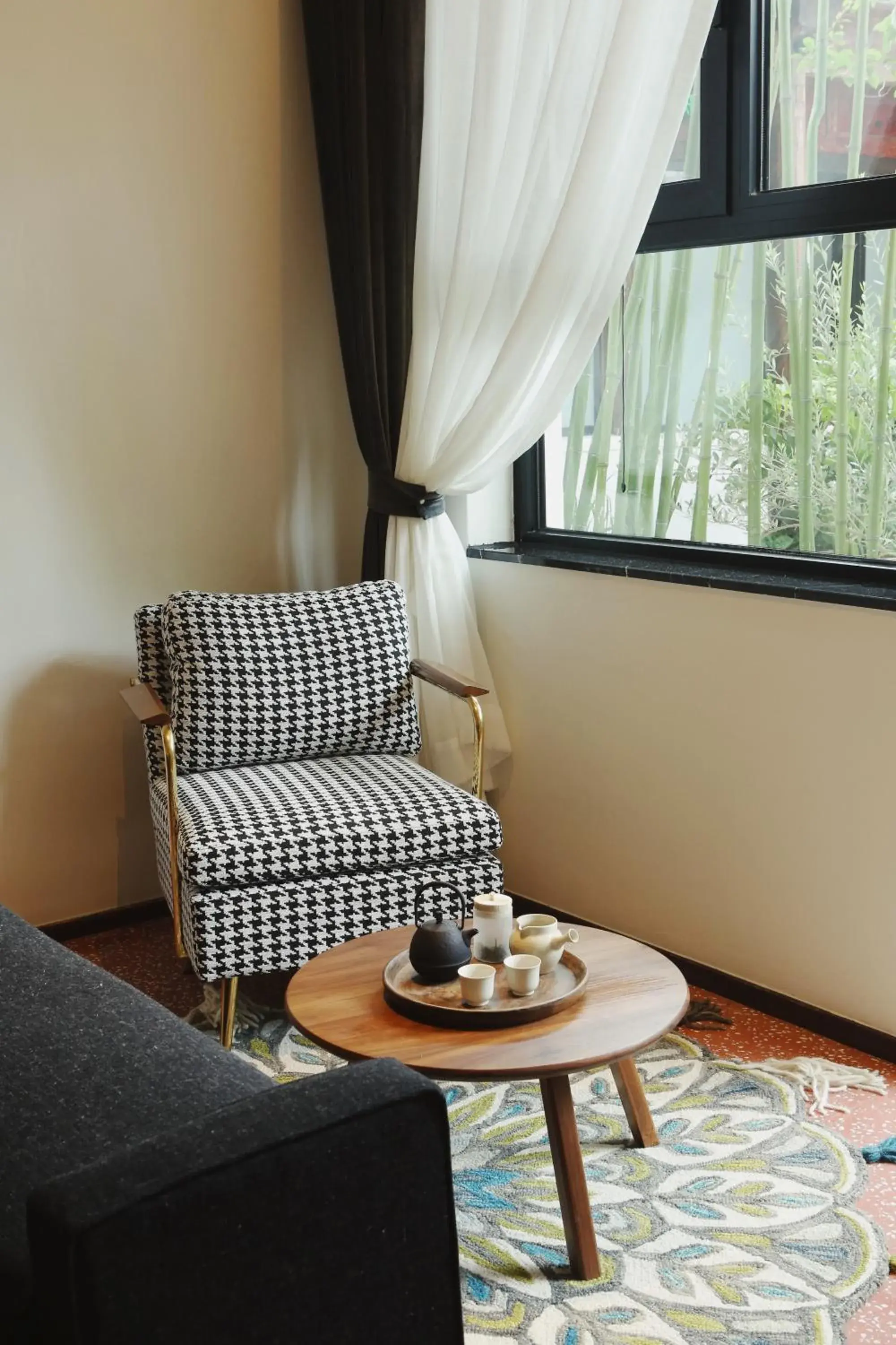 Living room in Peking Yard Siheyuan Boutique Hotel &Garden&Terrace&Lama Temple&hutong&Houhai&Tiananmen&Bistro Living room in Peking Yard Siheyuan Boutique Hotel &Garden&Terrace&Lama Temple&hutong&Houhai&Tiananmen&Bistro