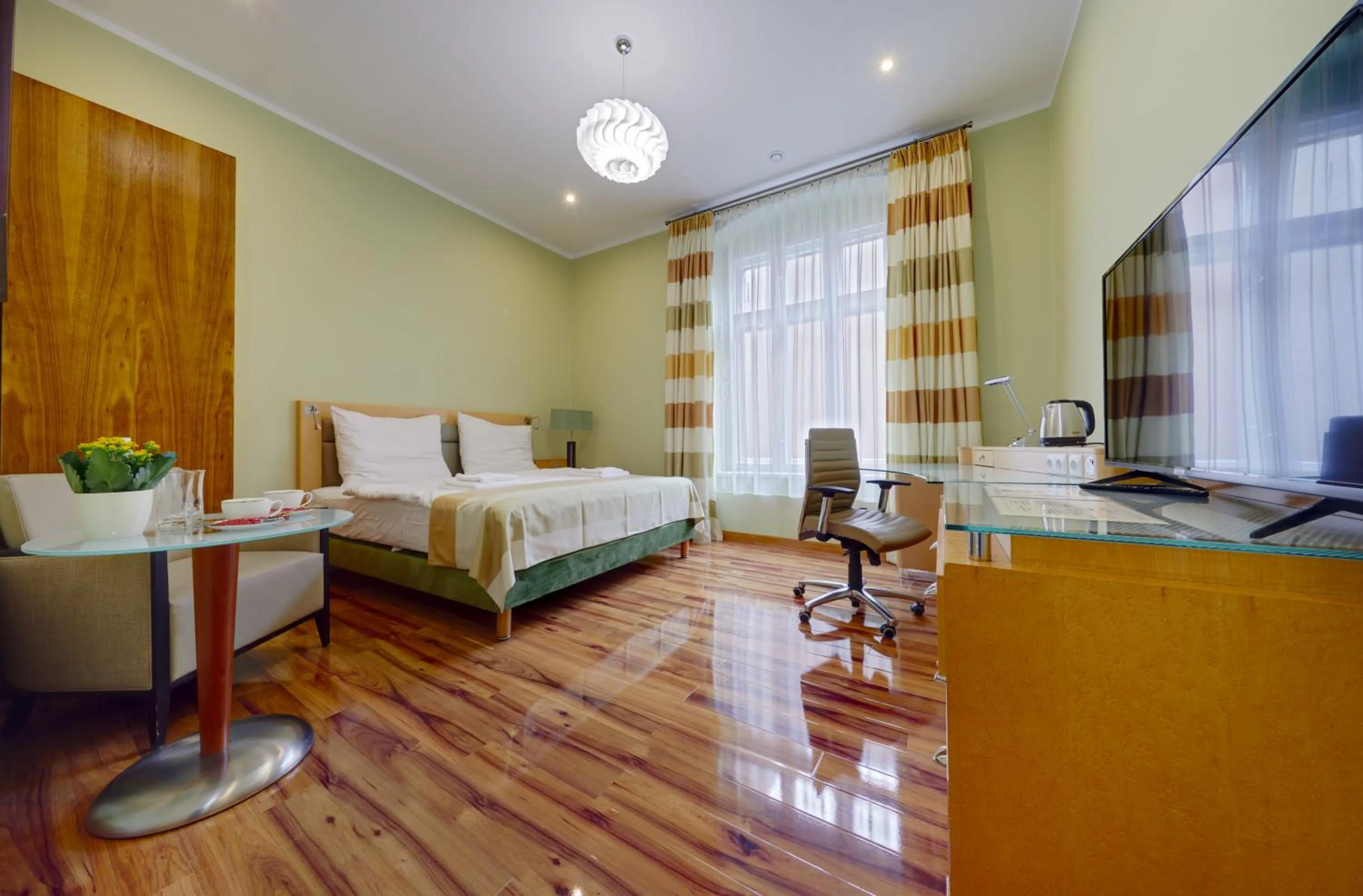 Bed in Jagiellonska 3 ApartHotel - Duze przestronne pokoje, centrum miasta, szybkie WiFi