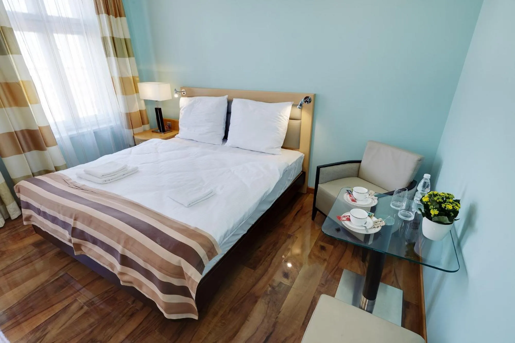 Bed in Jagiellonska 3 ApartHotel - Duze przestronne pokoje, centrum miasta, szybkie WiFi