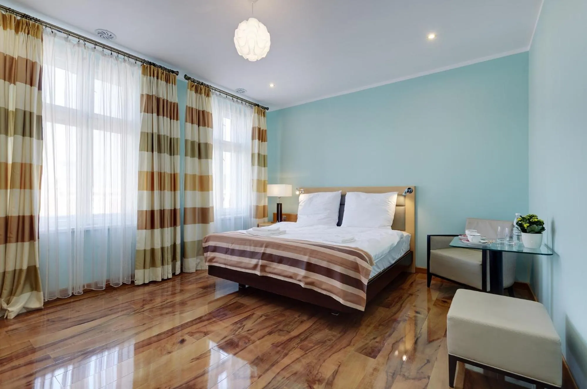 Bed in Jagiellonska 3 ApartHotel - Duze przestronne pokoje, centrum miasta, szybkie WiFi