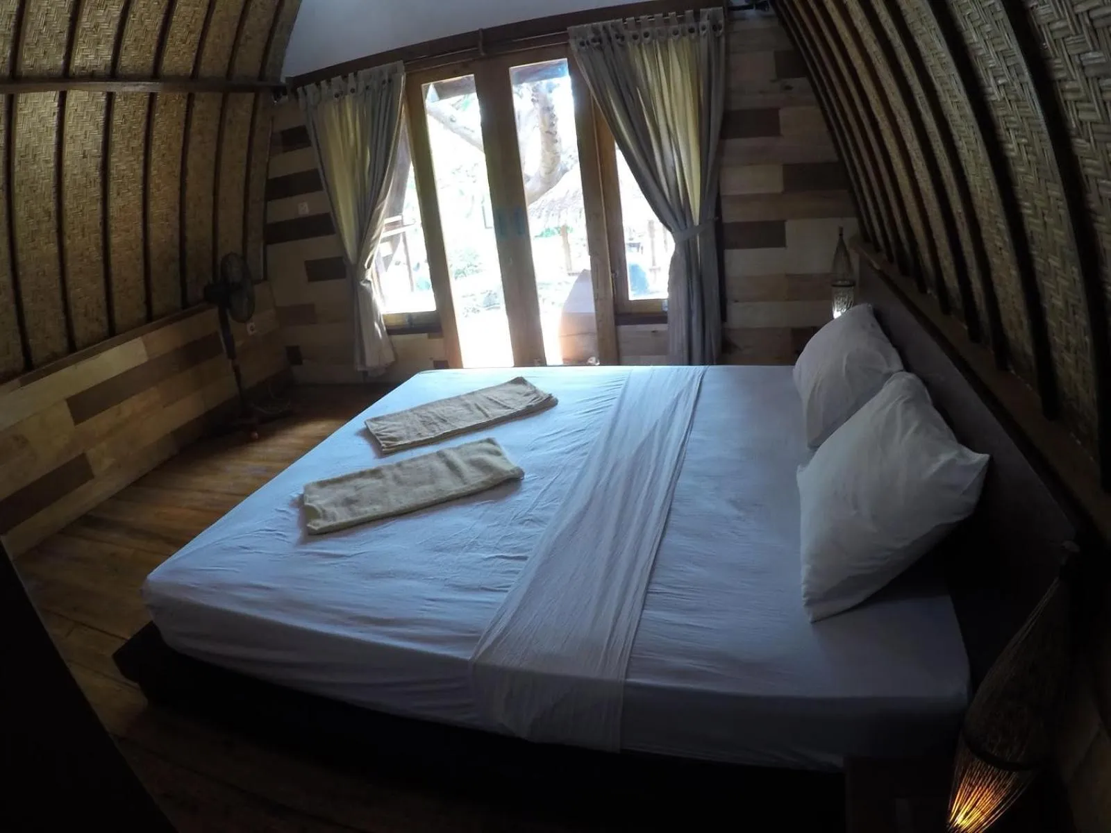 Bed in Gili Smile Bungalow