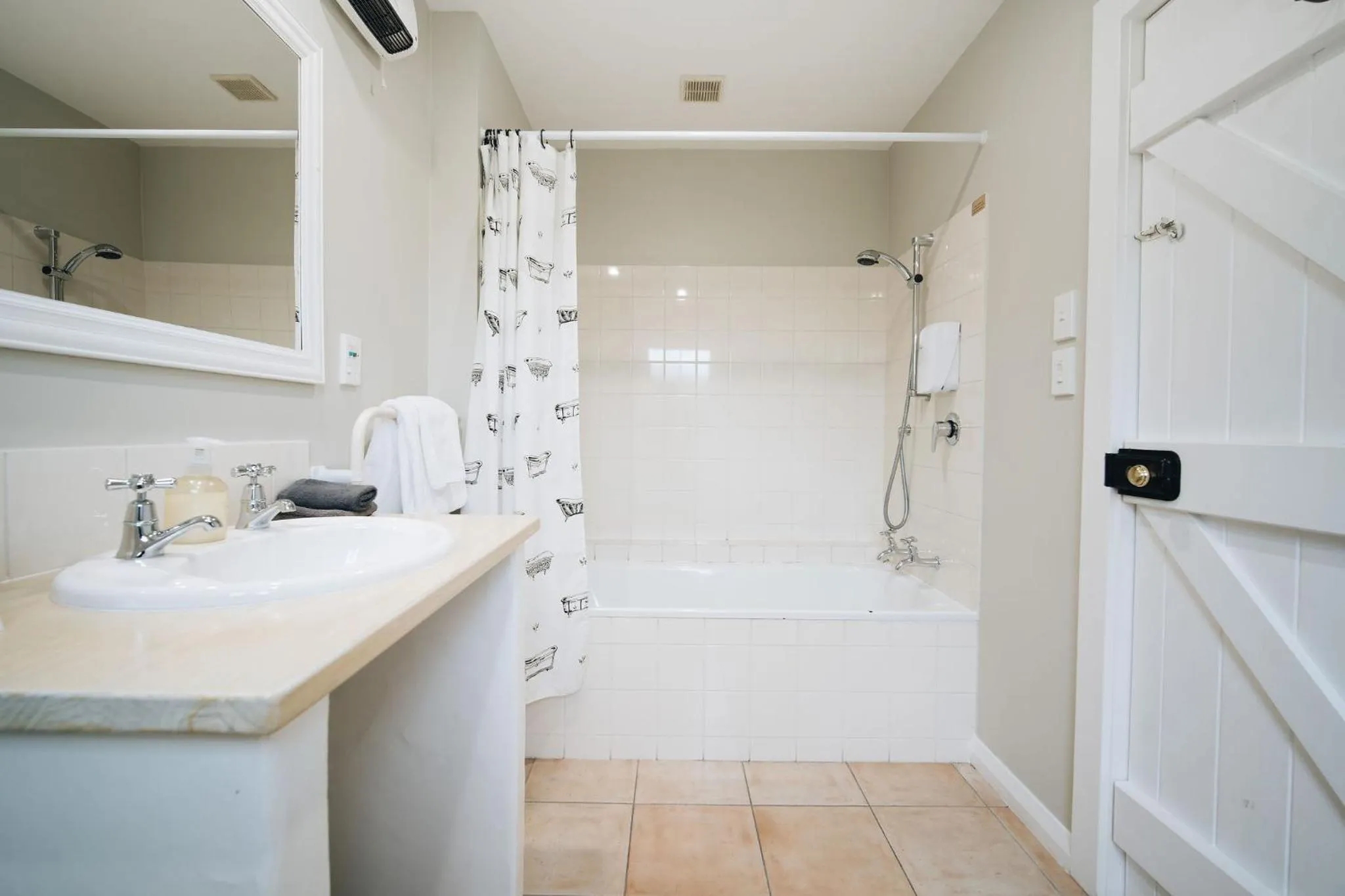 Bathroom in Brackenridge Country Retreat & Spa
