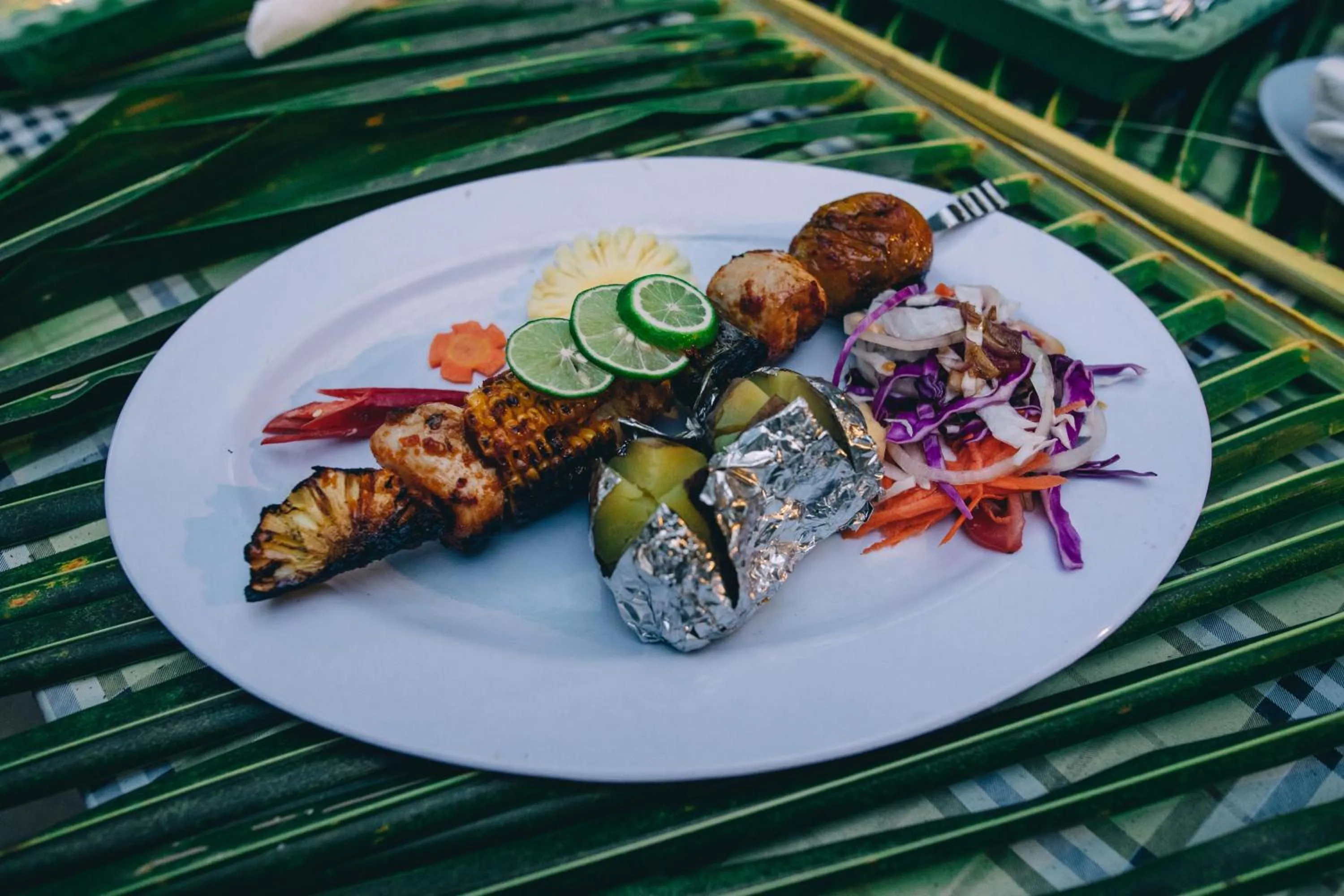 Island View Bar & Bungalow