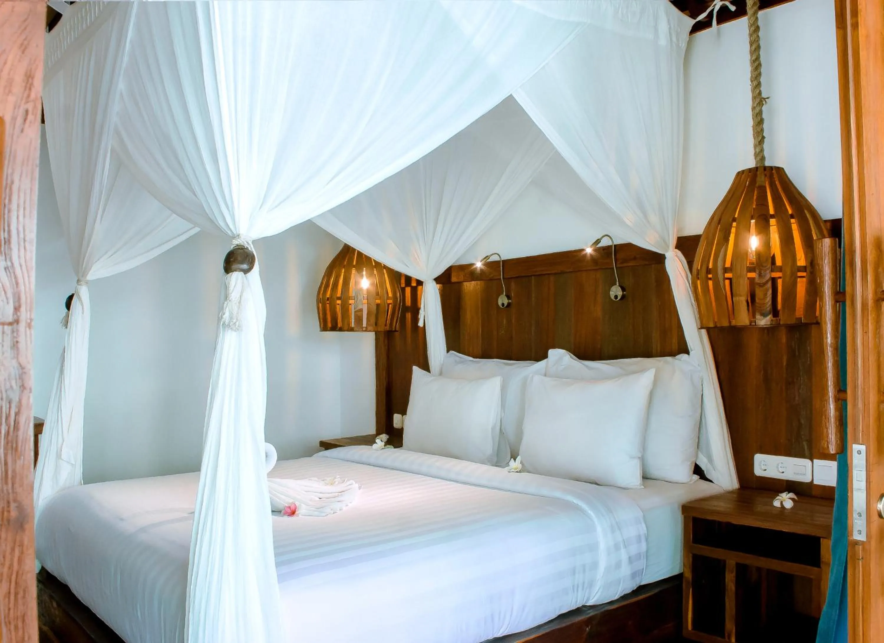 Bed in Island View Bar & Bungalow