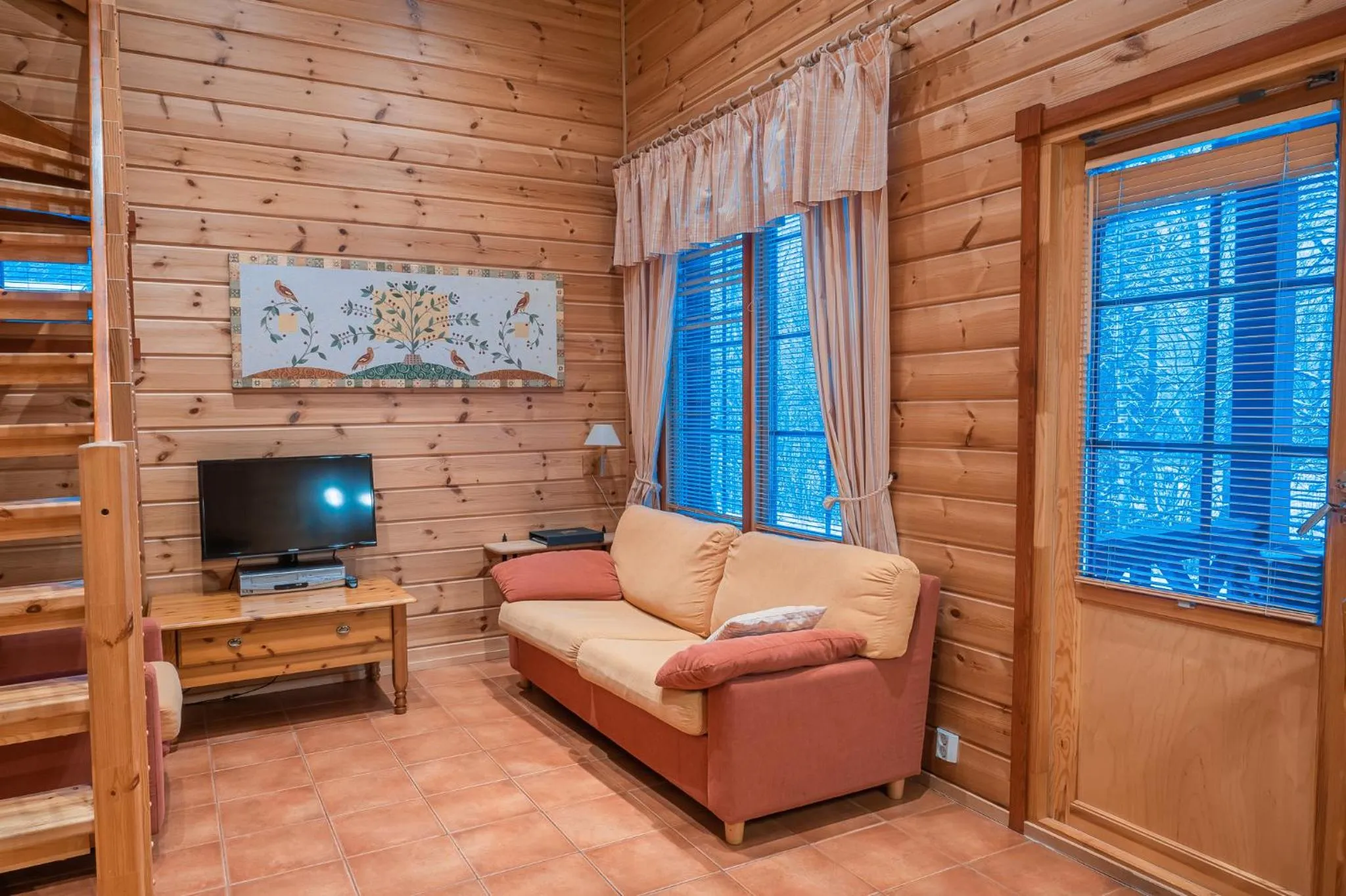 TV and multimedia in Holiday Village Tahko-Tours