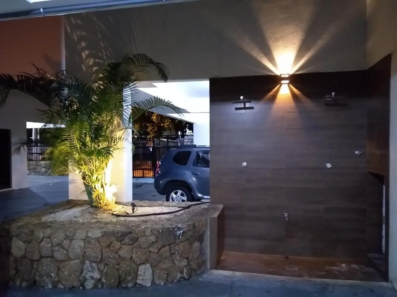 Apto Novo a uma Quadra da Praia
